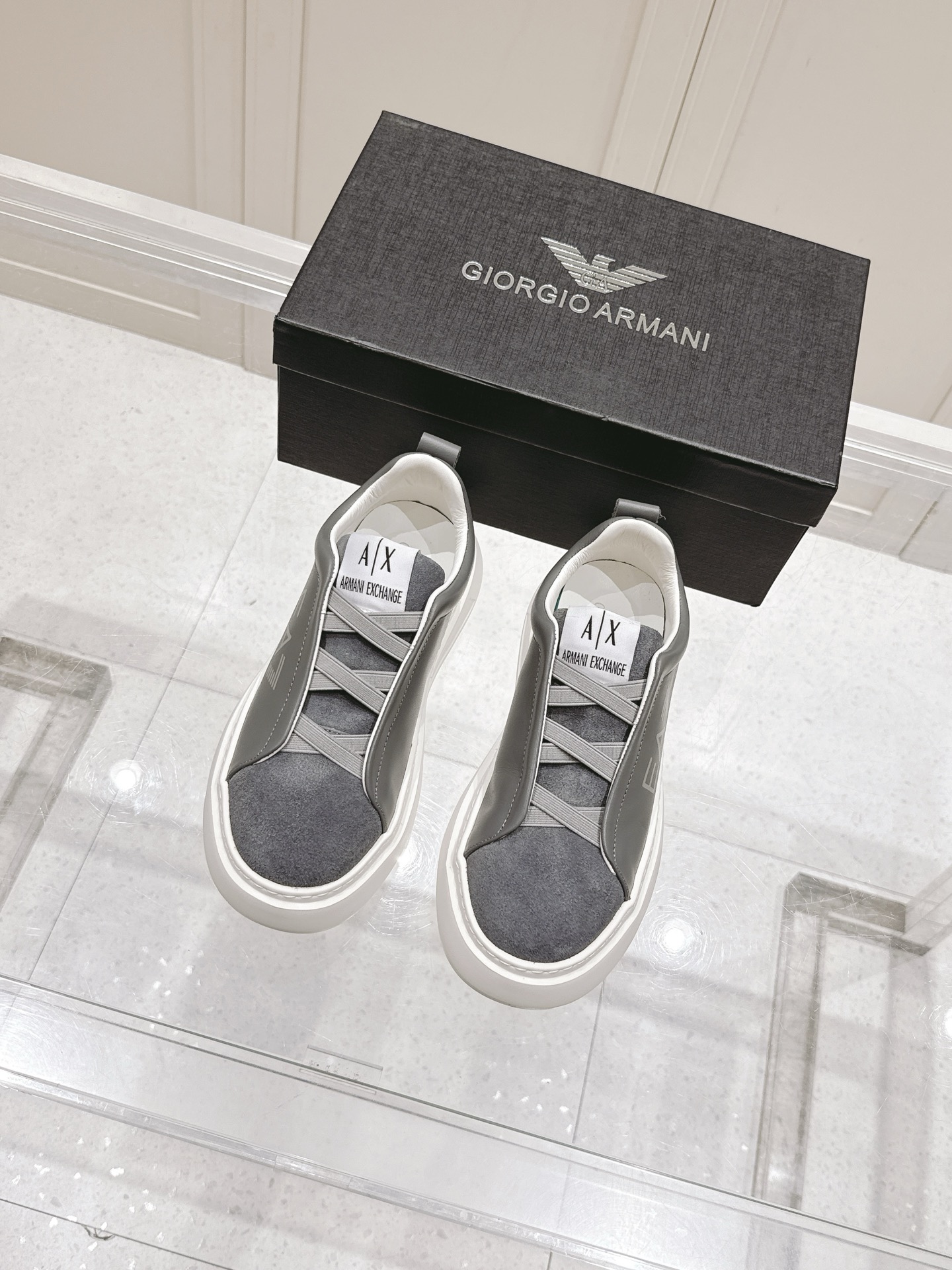 Top: 700 Men’s Emporio Armani EA7 Leisure Sneakers with Unique Design - 图片 9