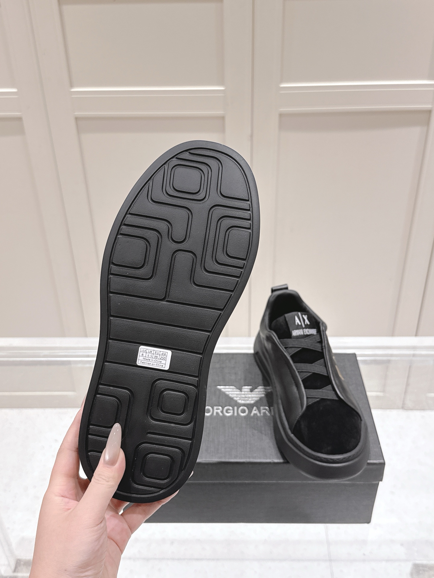 Top 700 Men’s Emporio Armani EA7 Leisure Sneakers: Stylish, Sporty, and Comfortable - 图片 8