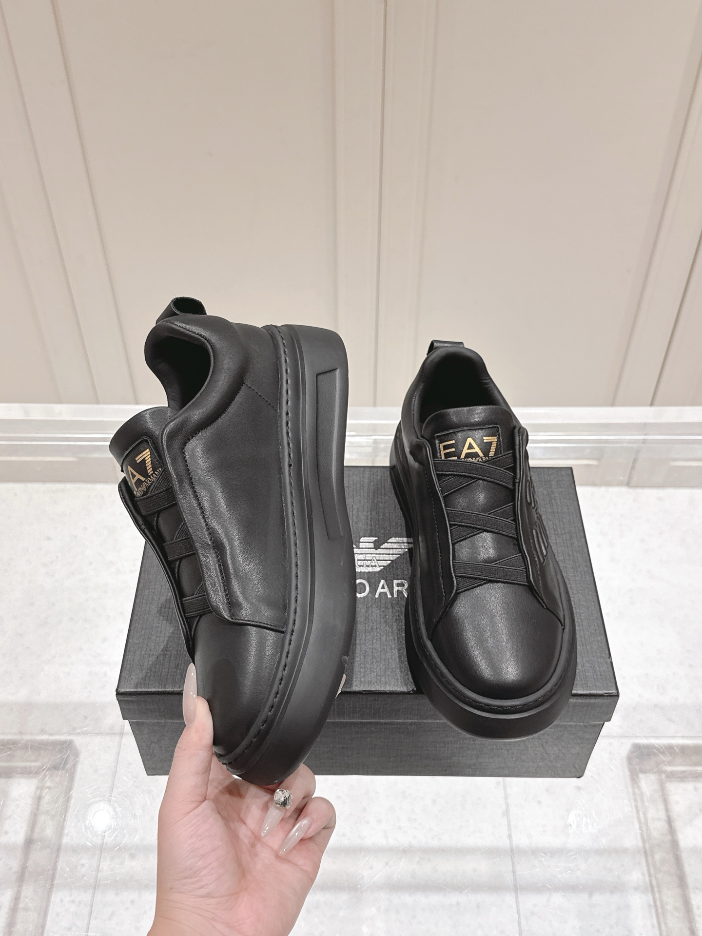 Top: 700 Men’s Emporio Armani EA7 Leisure Sneakers, Original Design, Zirconium Fabric, Custom Sizes - 图片 2
