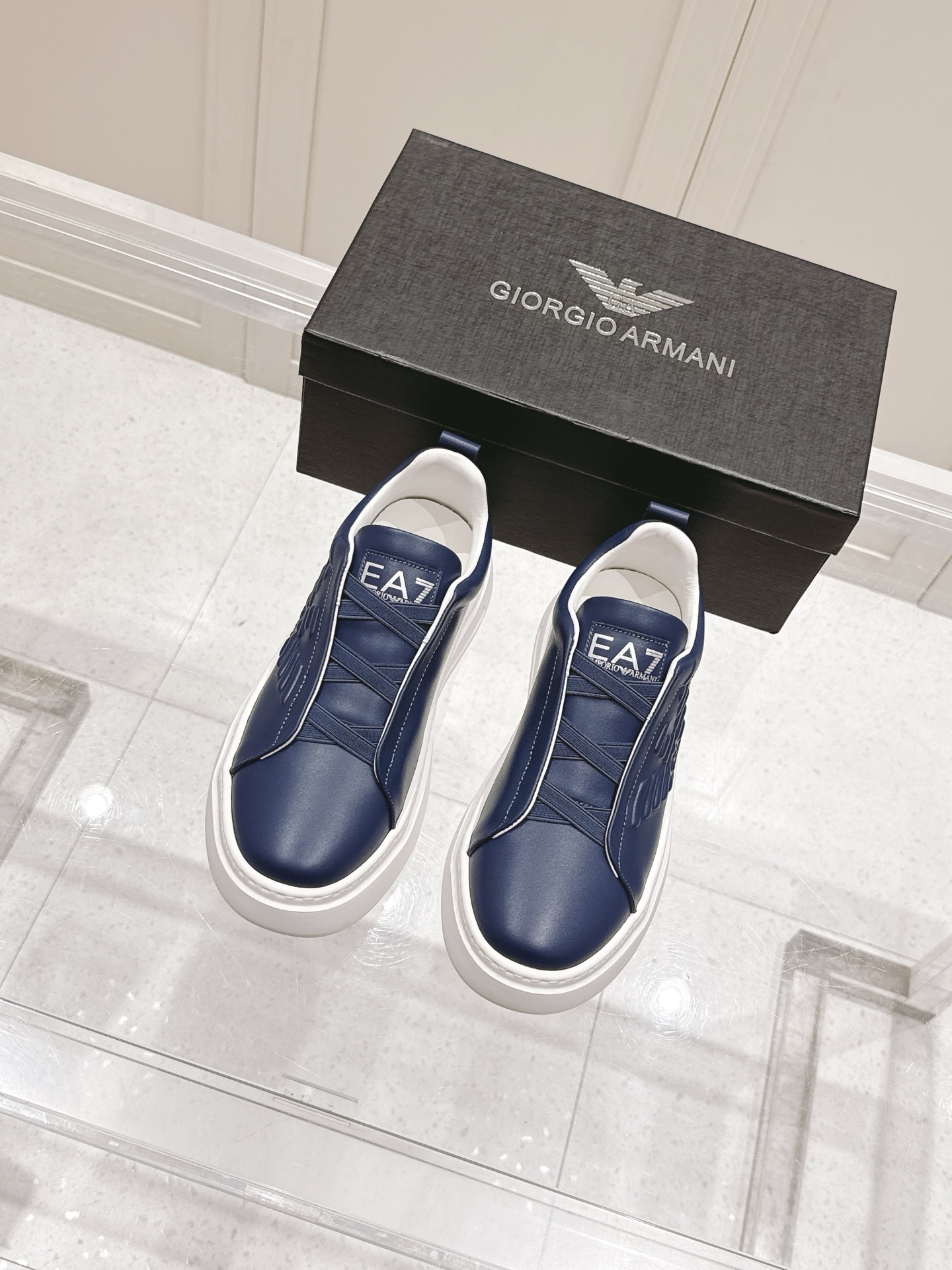 Top: 700 Men’s Emporio Armani EA7 Leisure Sneakers for Sports Style Fashion - 图片 2
