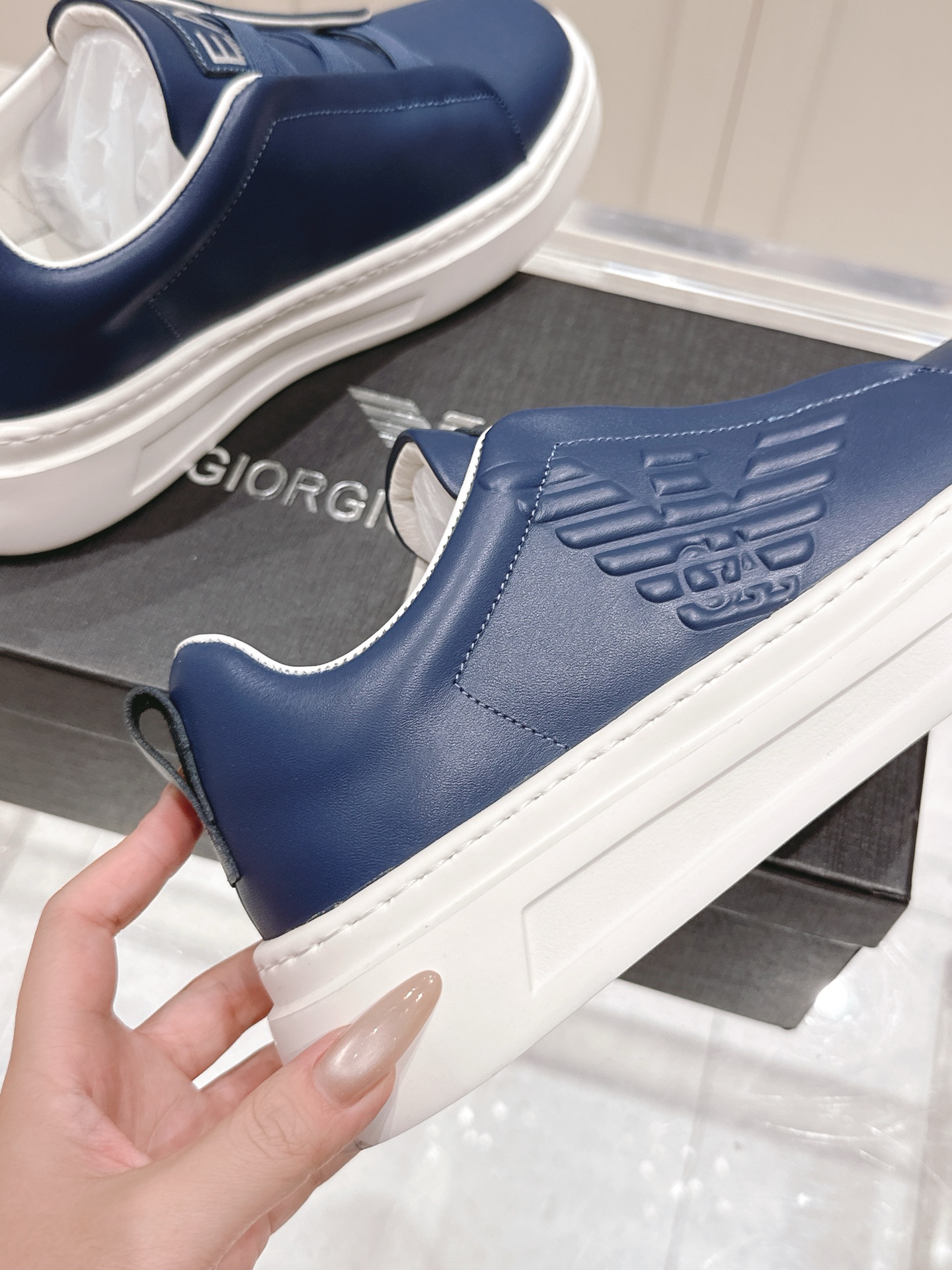 Top: 700 Men’s Emporio Armani EA7 Leisure Sneakers for Sports Style Fashion - 图片 7