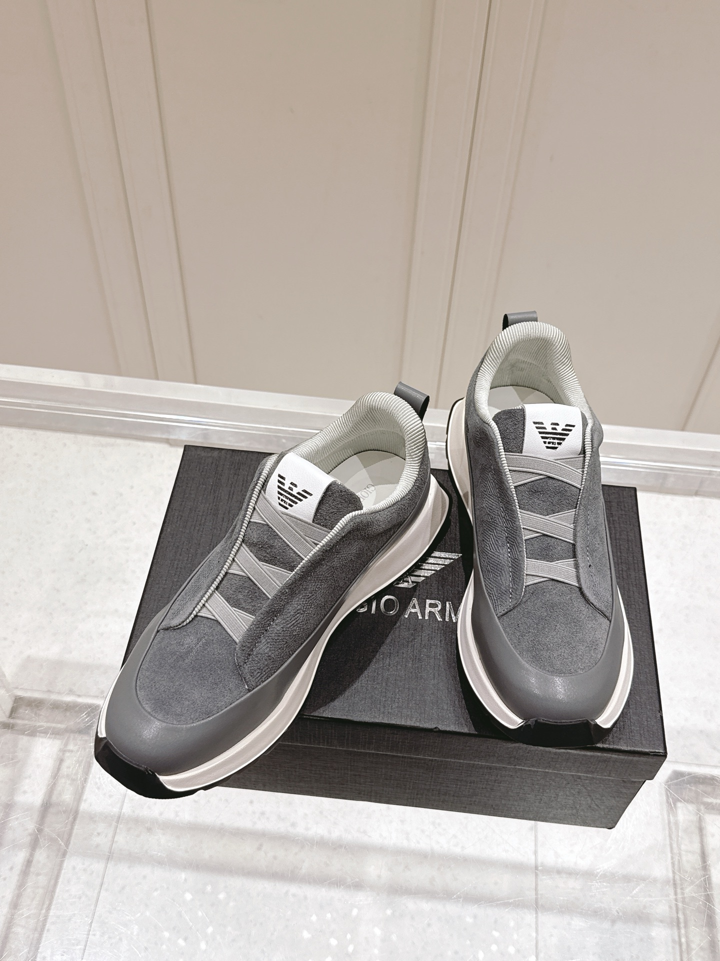 EA7 Leisure Sneakers: Male Version 675, Original Design with Unique Brand Identity - 图片 3
