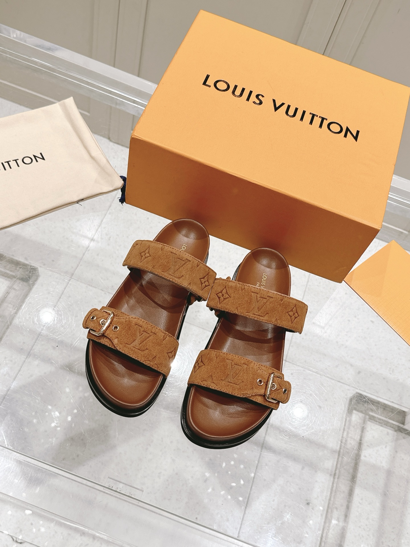 Louis Vuitton LV村上隆联名 L家驴牌BOM DIA COMFORT系列 魔术贴 牛仔布 老花 凉鞋 平底凉拖鞋