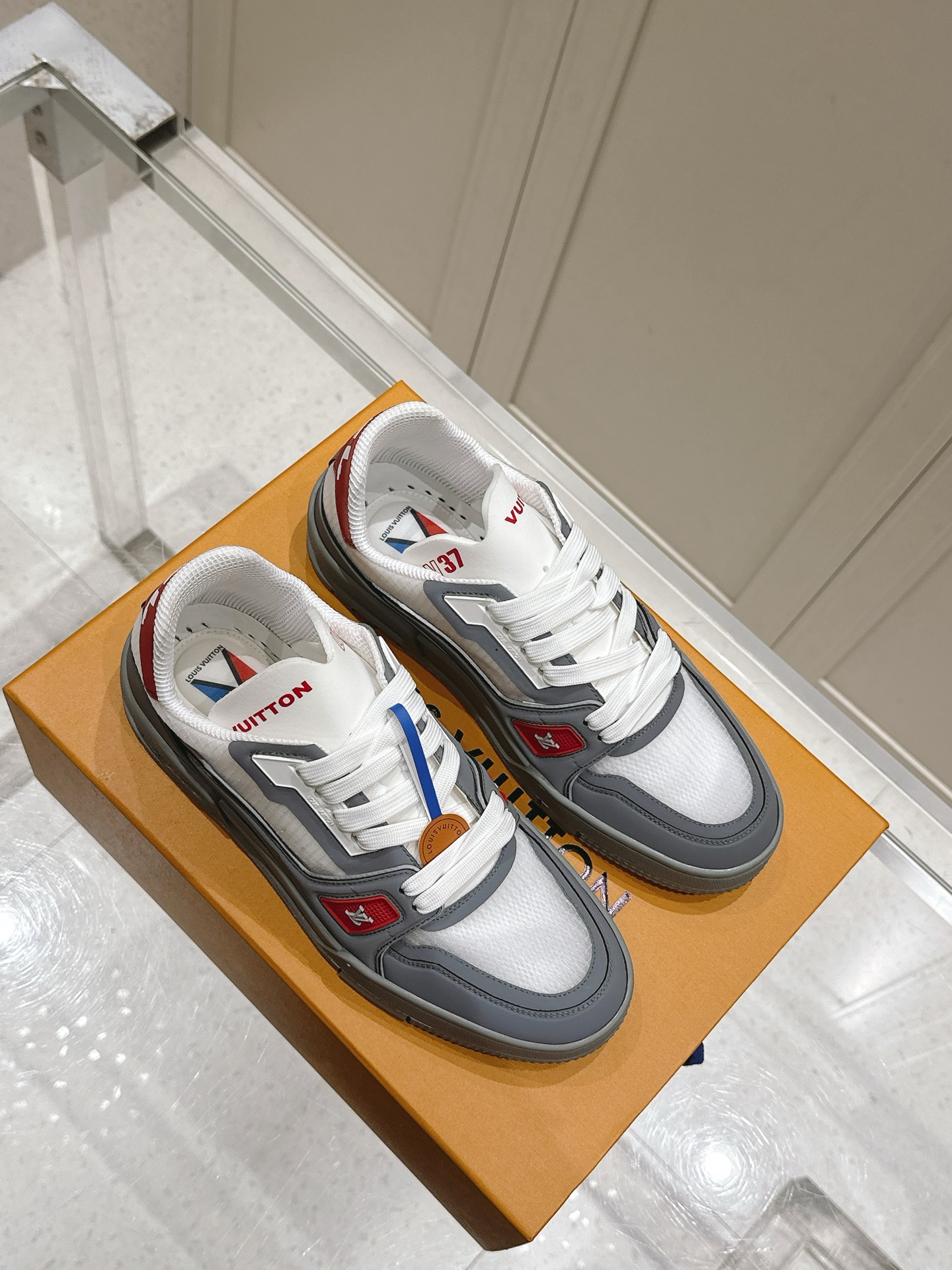 Louis Vuitton LV 路易威登L家 驴牌 Trainer系列 休闲 运动鞋 滑板鞋