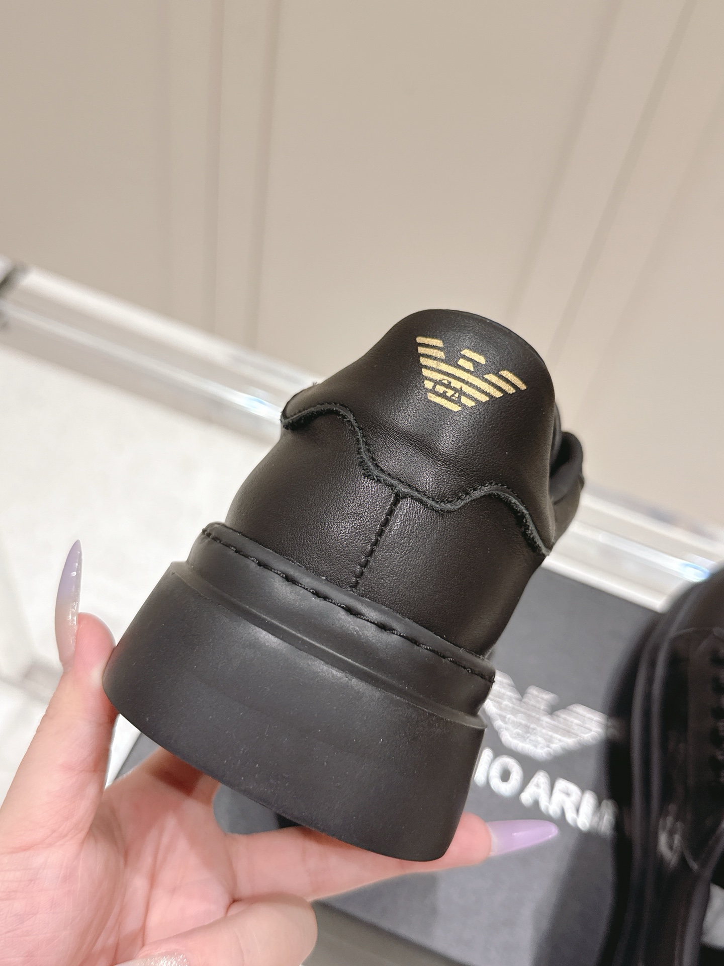 Top: 700 Men’s Emporio Armani EA7 Leisure Sneakers with Unique Design - 图片 8