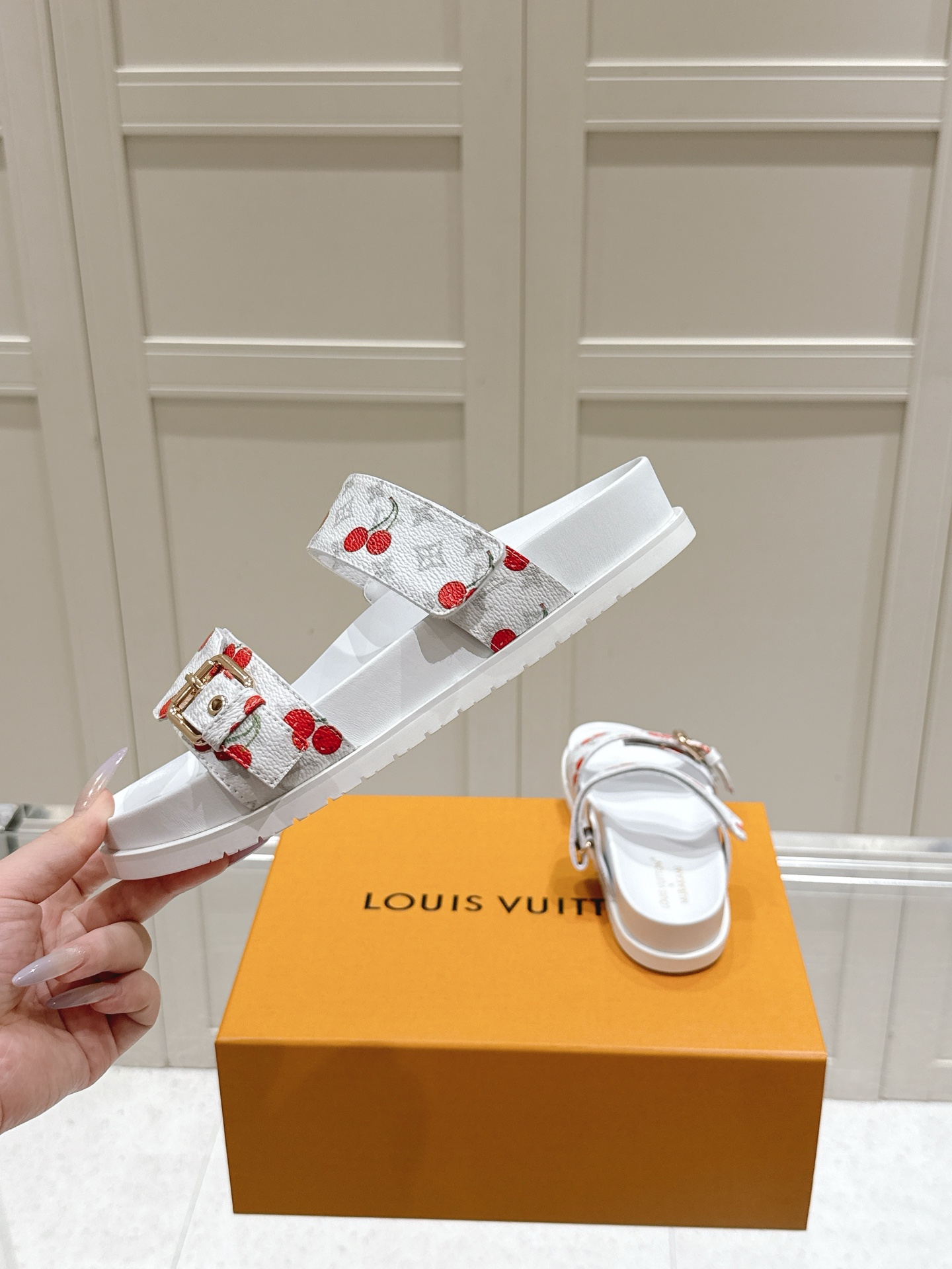 Louis Vuitton LV村上隆联名 L家驴牌BOM DIA COMFORT系列 魔术贴 牛仔布 老花 凉鞋 平底凉拖鞋