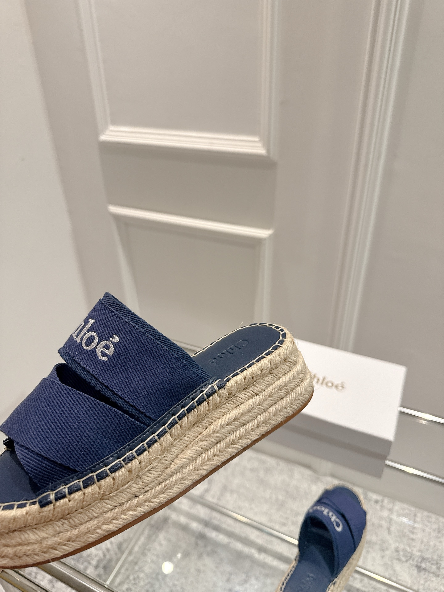 Chloe’s 2025s Bullet-Powered Slipper: High-Skin Bottom Drag with Exclusive Features - 图片 9