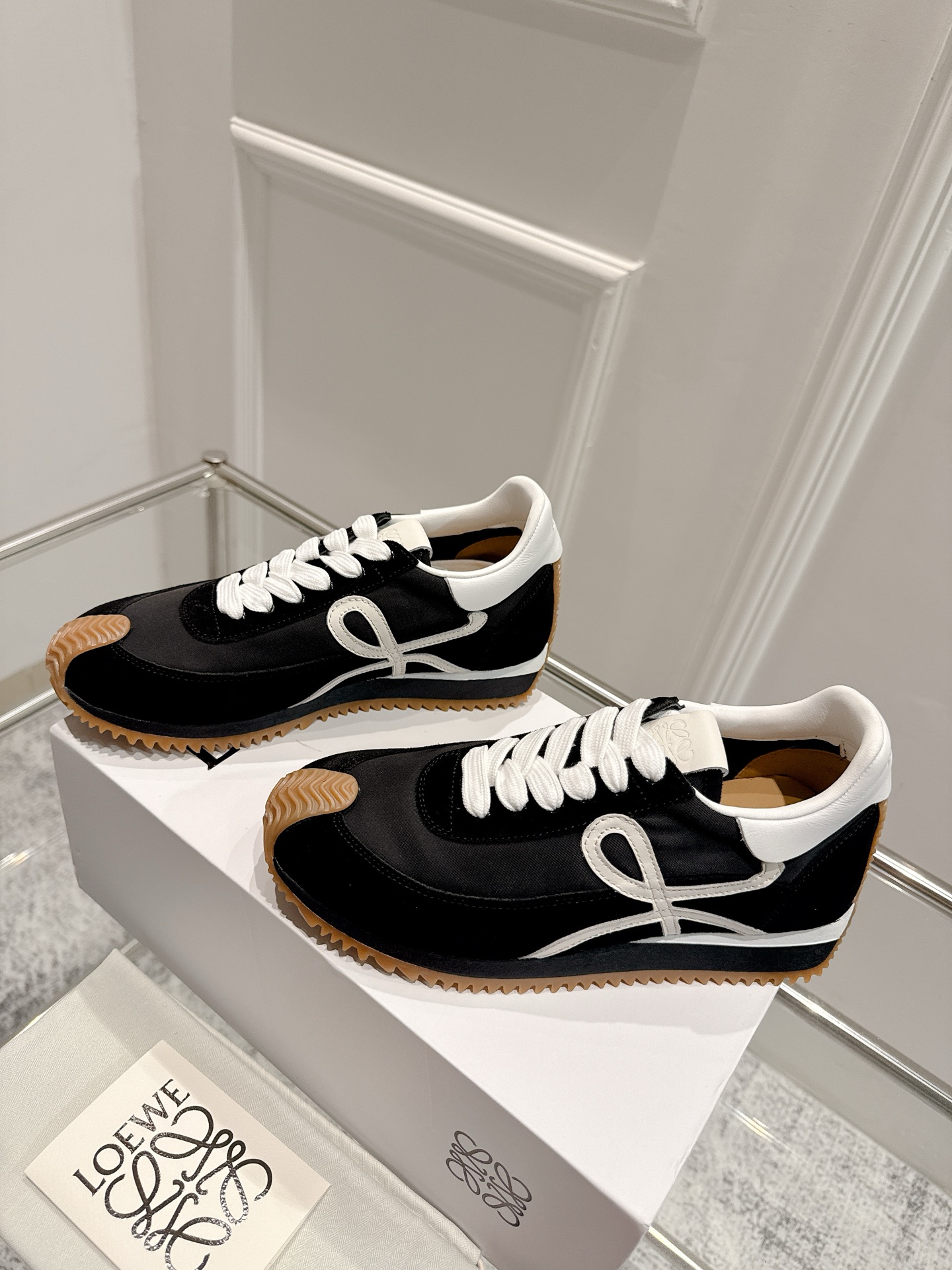 “2025 Cosmopolitan Shoes: Innovative Design with High Comfort and Style” - 图片 3