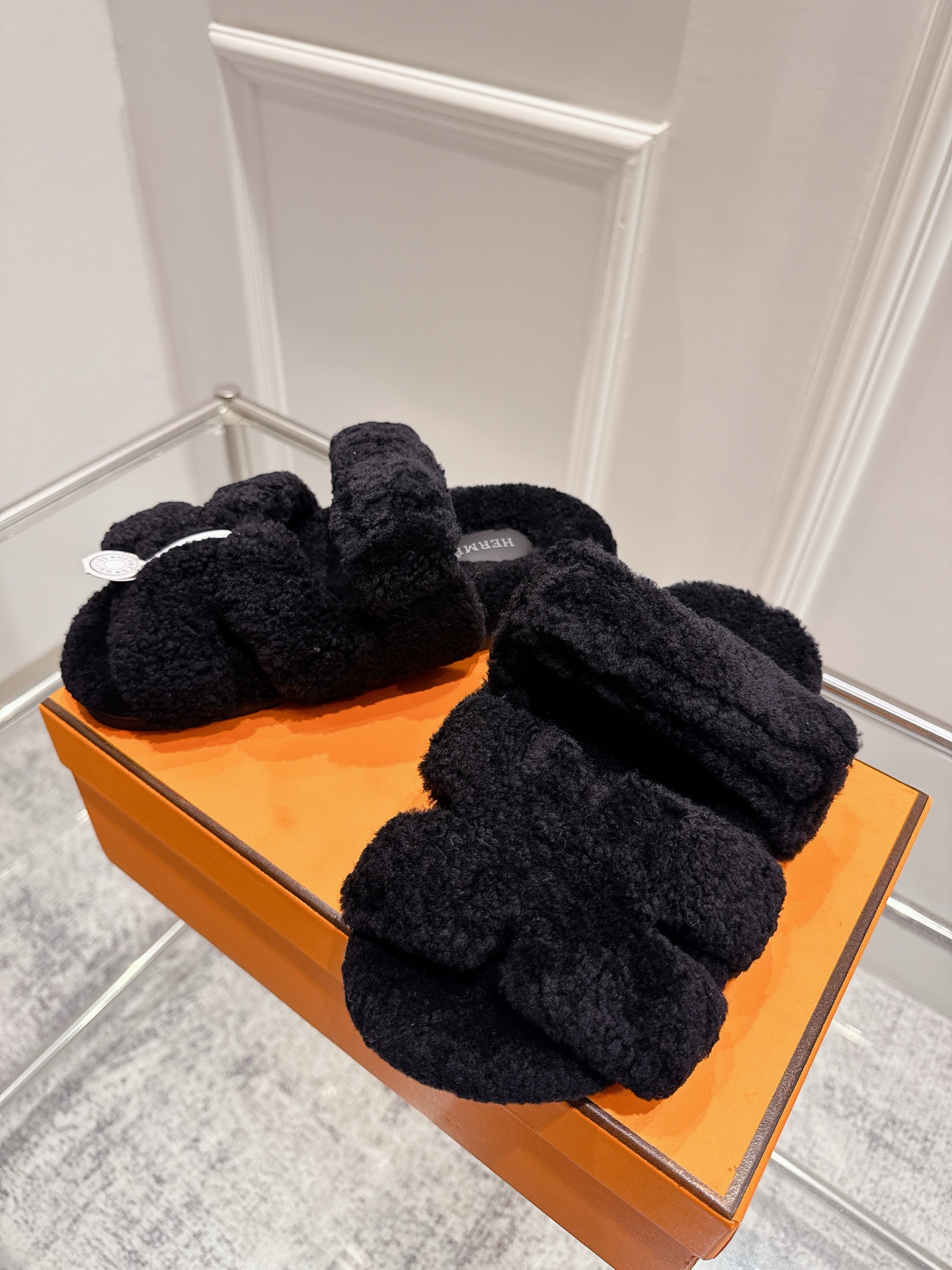 Hermès Hermes爱马仕chypre系列 老舅鞋 泰迪二舅毛拖鞋 H毛拖 魔术贴毛拖鞋