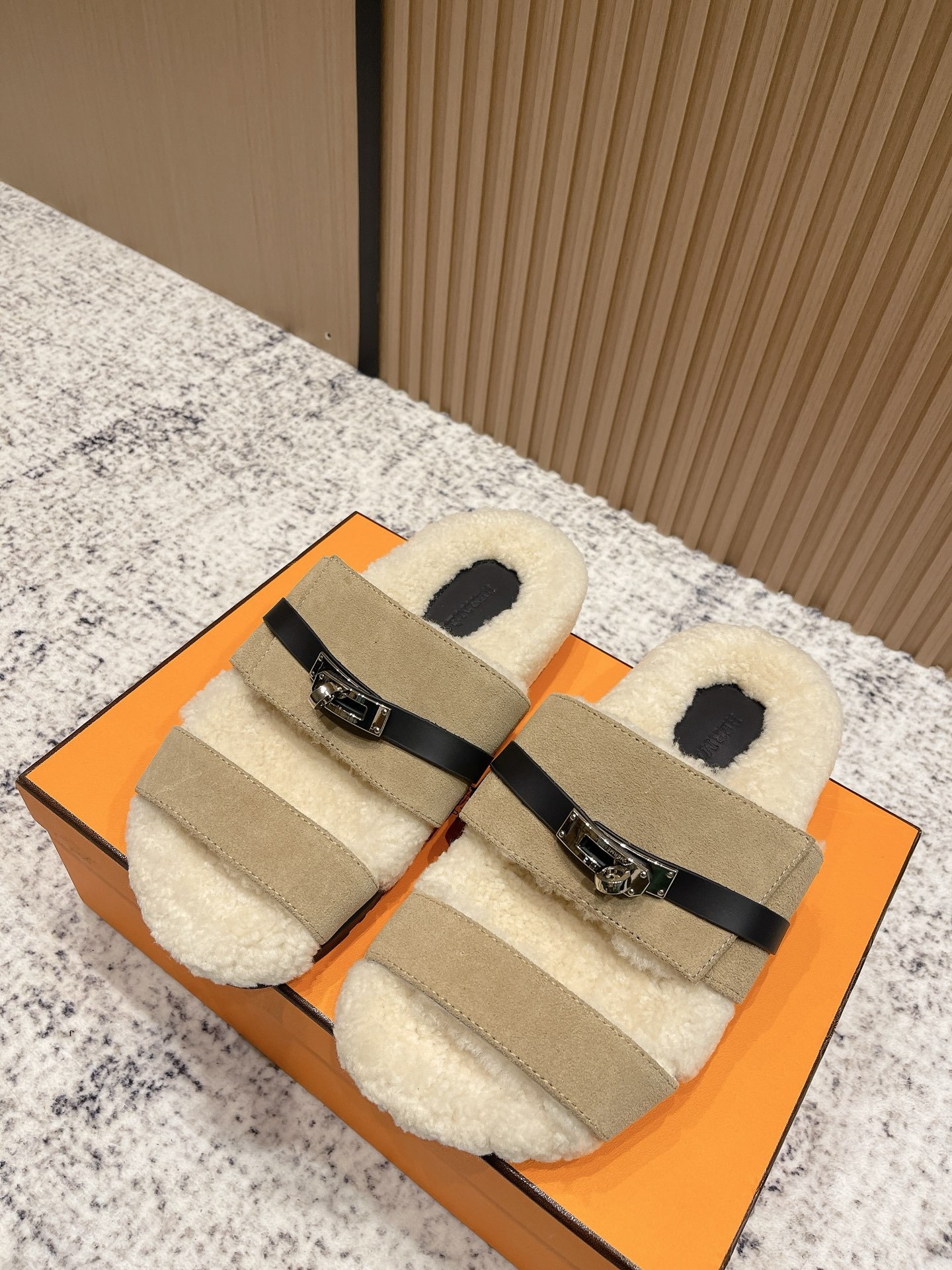 Hermès Hermes爱马仕2025秋冬kelly懒人毛拖鞋