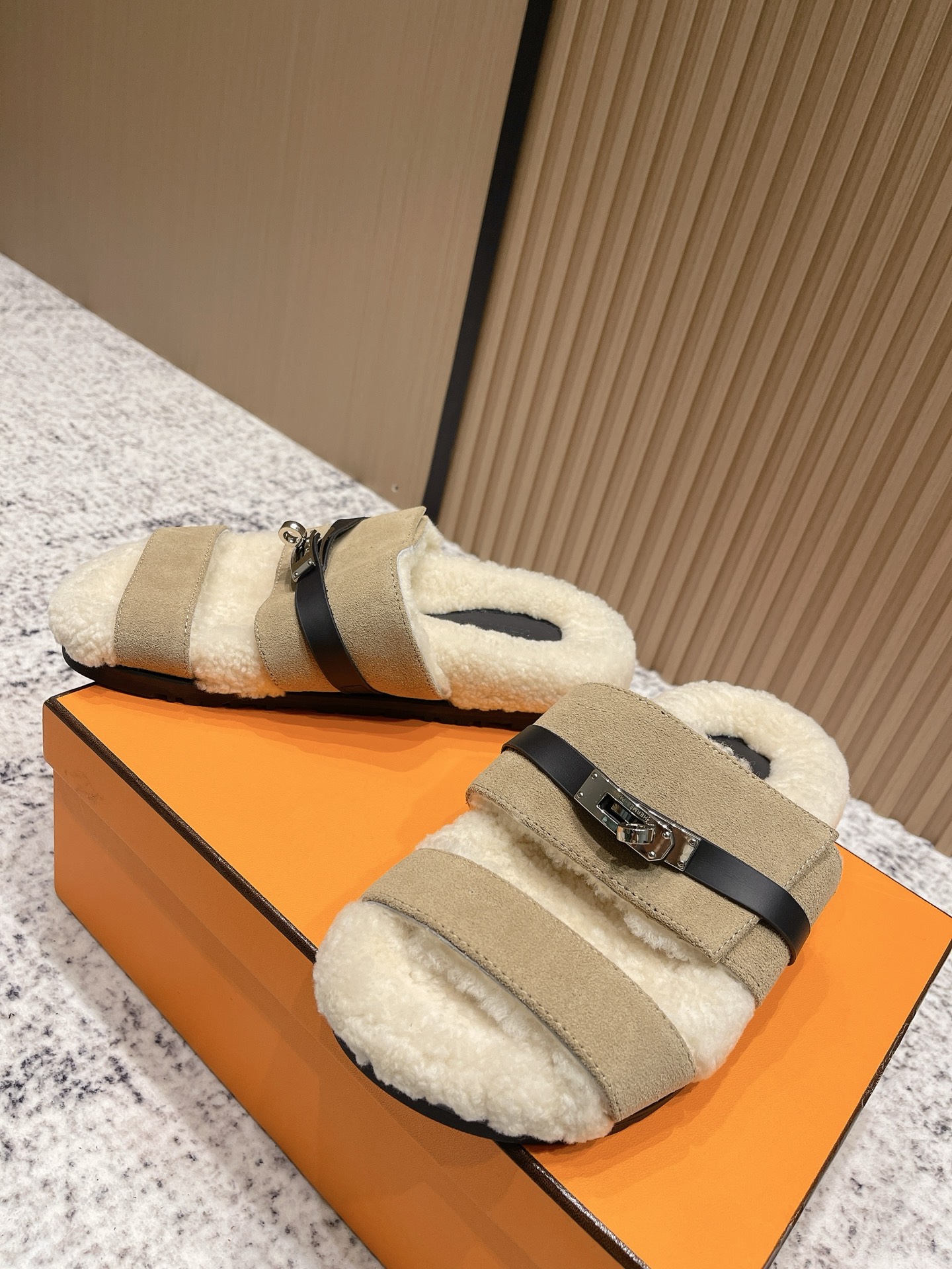 Hermès Hermes爱马仕2025秋冬kelly懒人毛拖鞋