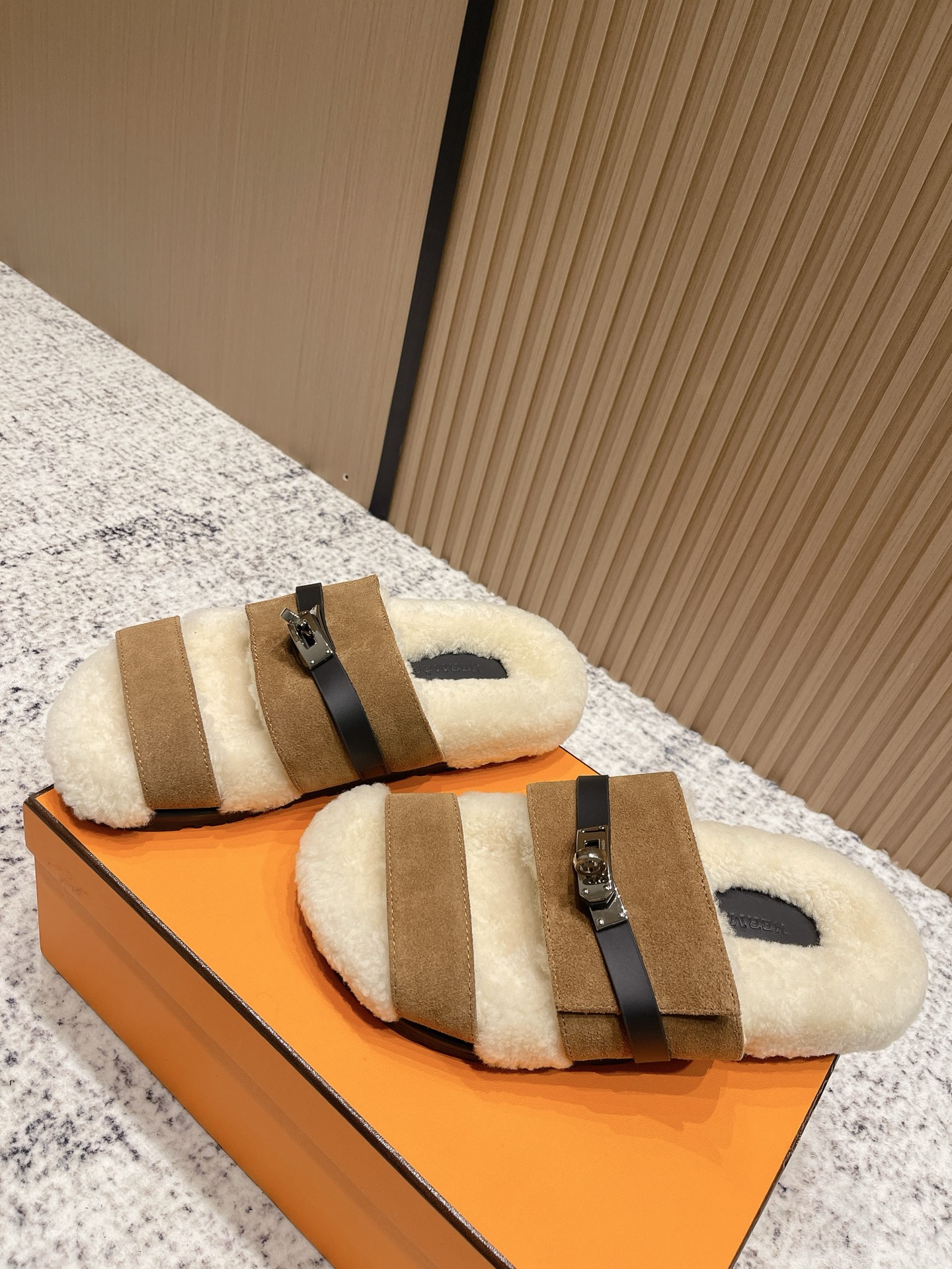 Hermès Hermes爱马仕2025秋冬kelly懒人毛拖鞋