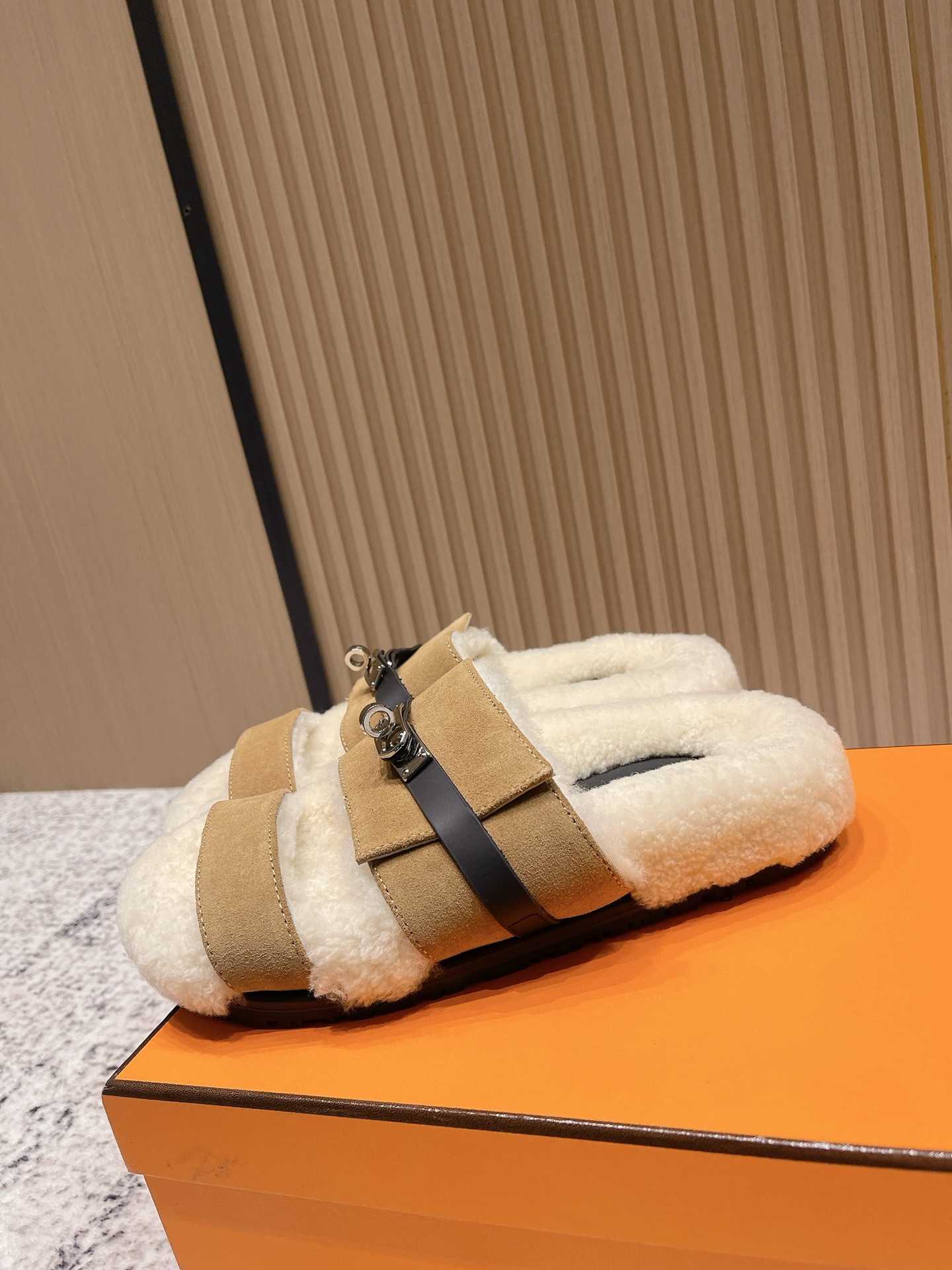Hermès Hermes爱马仕2025秋冬kelly懒人毛拖鞋