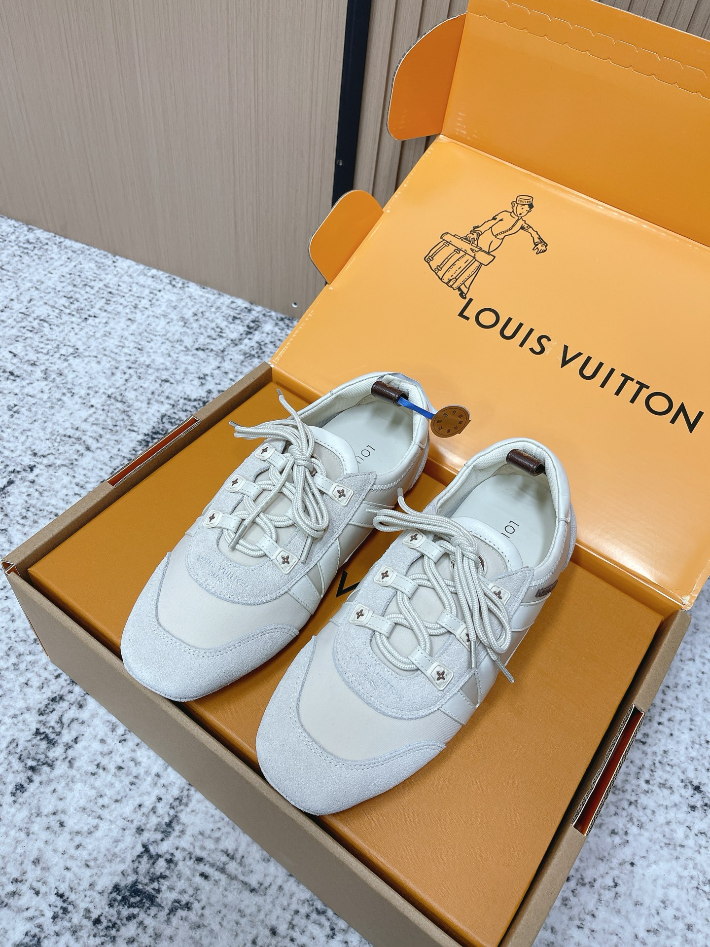 Louis Vuitton Louis Vuitton路易威登驴牌春夏Sneakerina系列 芭蕾运动鞋 德训鞋 平底鞋