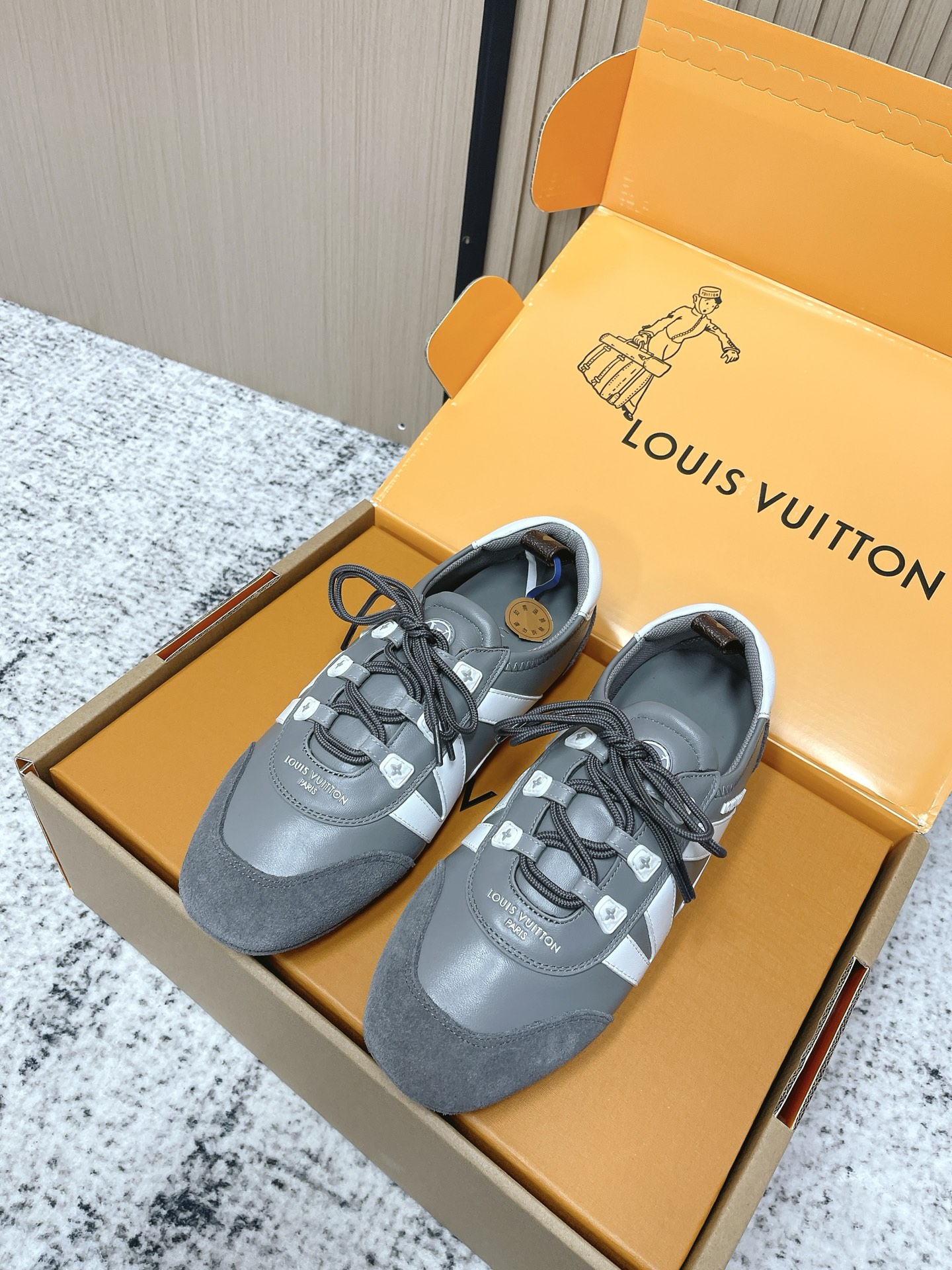 Louis Vuitton Louis Vuitton路易威登驴牌春夏Sneakerina系列 芭蕾运动鞋 德训鞋 平底鞋