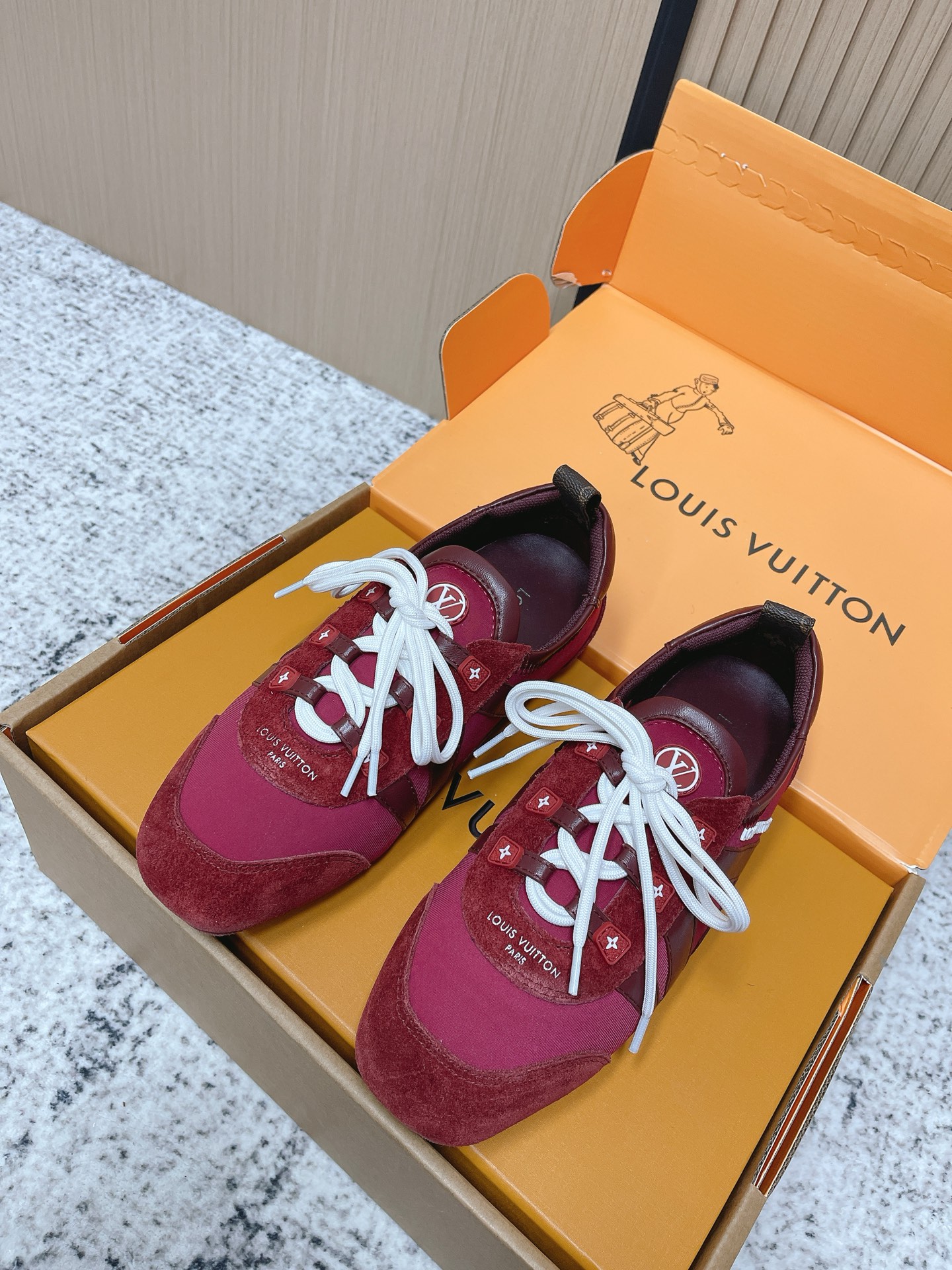 Louis Vuitton Louis Vuitton路易威登驴牌春夏Sneakerina系列 芭蕾运动鞋 德训鞋 平底鞋