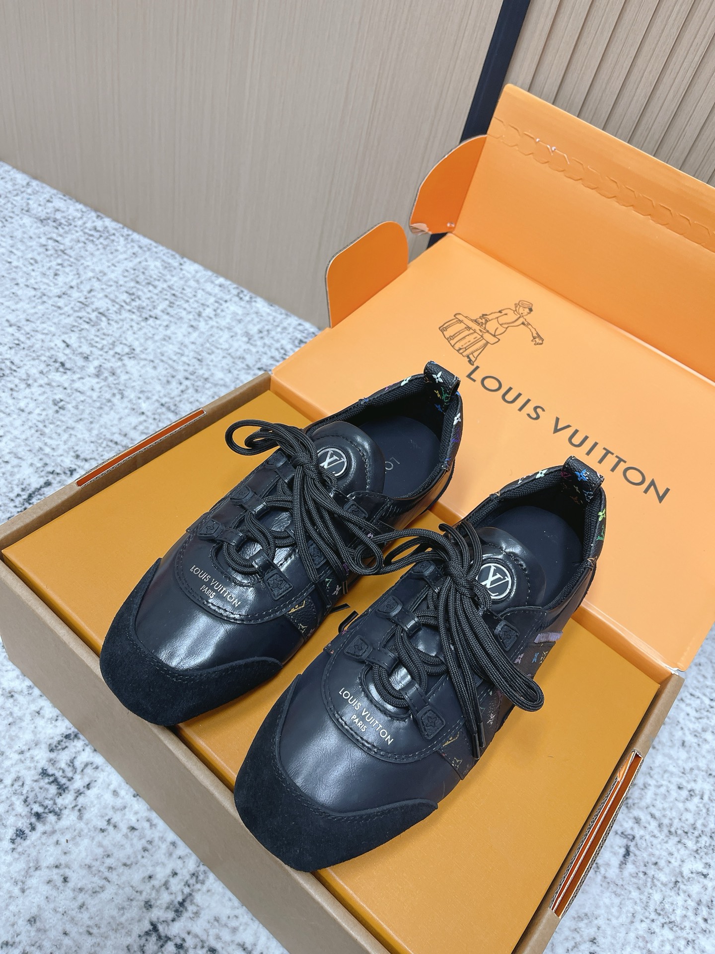 Louis Vuitton Louis Vuitton路易威登驴牌春夏Sneakerina系列 芭蕾运动鞋 德训鞋 平底鞋