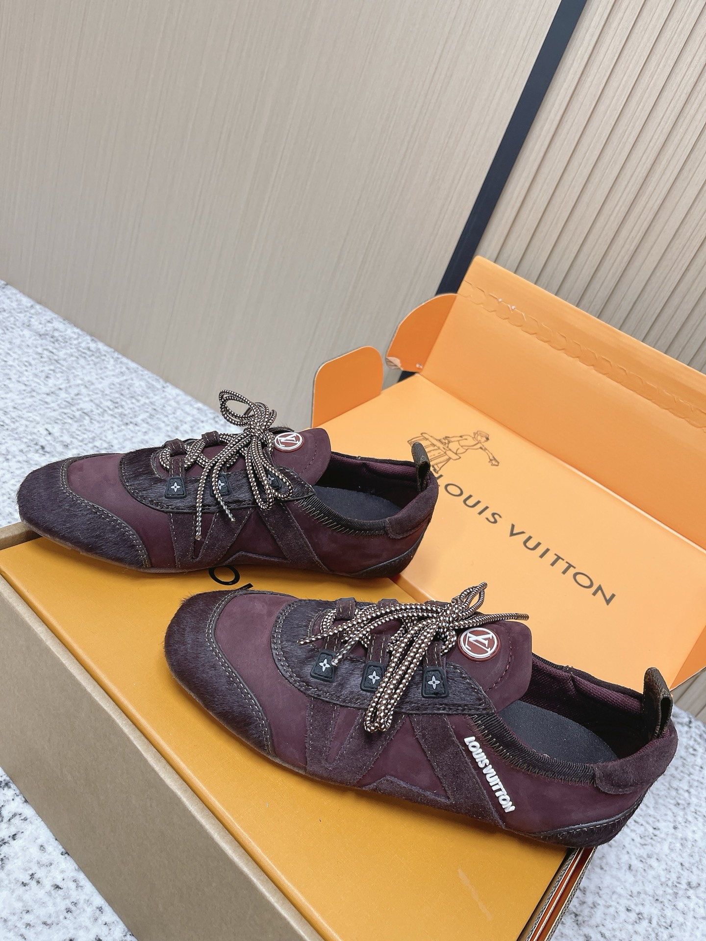 Louis Vuitton Louis Vuitton路易威登驴牌春夏Sneakerina系列 芭蕾运动鞋 德训鞋 平底鞋