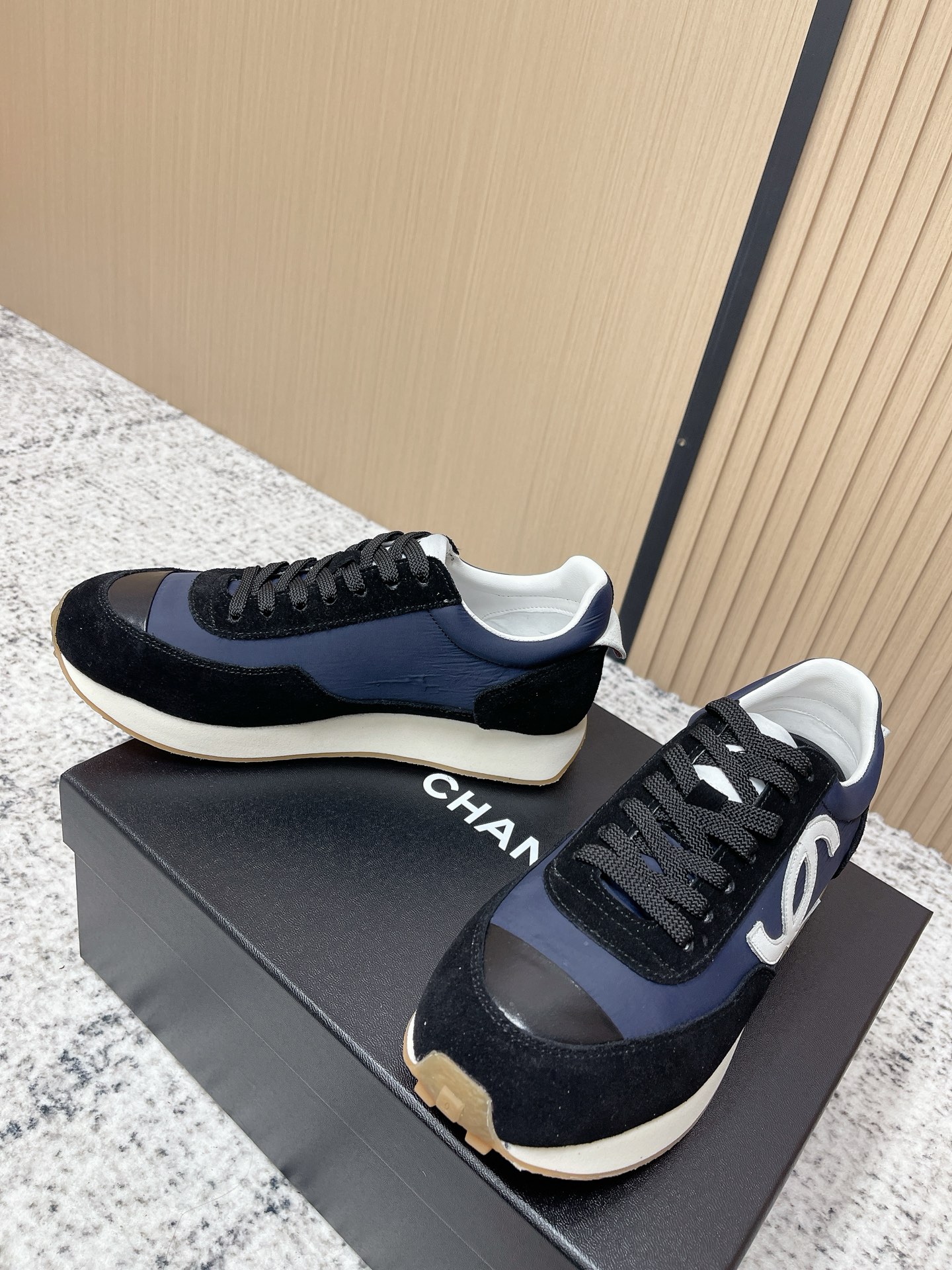 Chanel Chanel香奈儿26P Sneaker 系列早春新款 休闲德训鞋 运动鞋​​