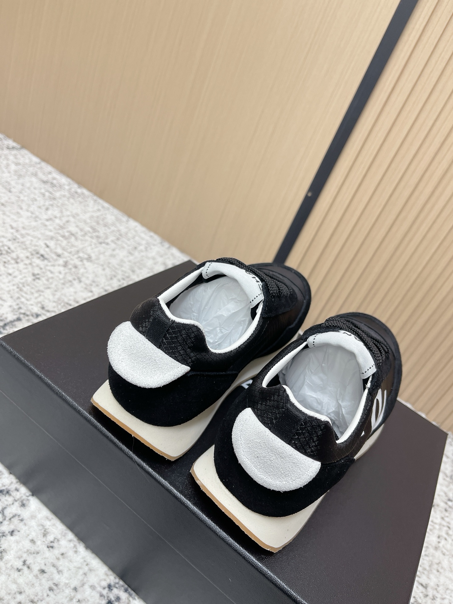 Chanel Chanel香奈儿26P Sneaker 系列早春新款 休闲德训鞋 运动鞋​​