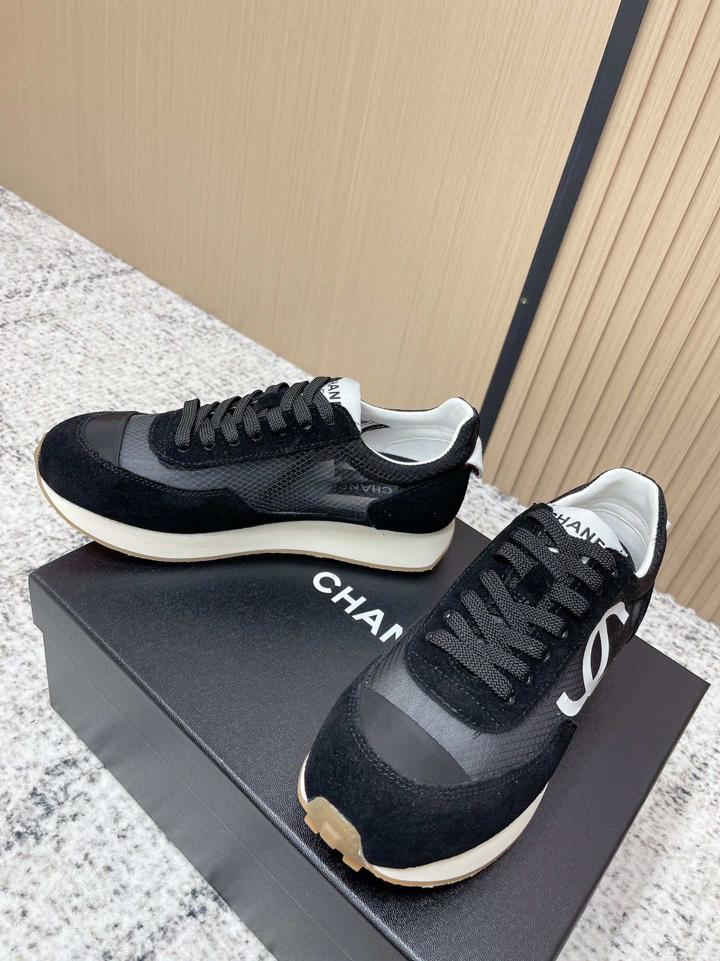 Chanel Chanel香奈儿26P Sneaker 系列早春新款 休闲德训鞋 运动鞋​​