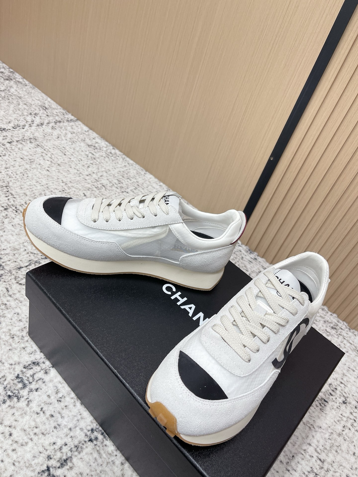 Chanel Chanel香奈儿26P Sneaker 系列早春新款 休闲德训鞋 运动鞋​​