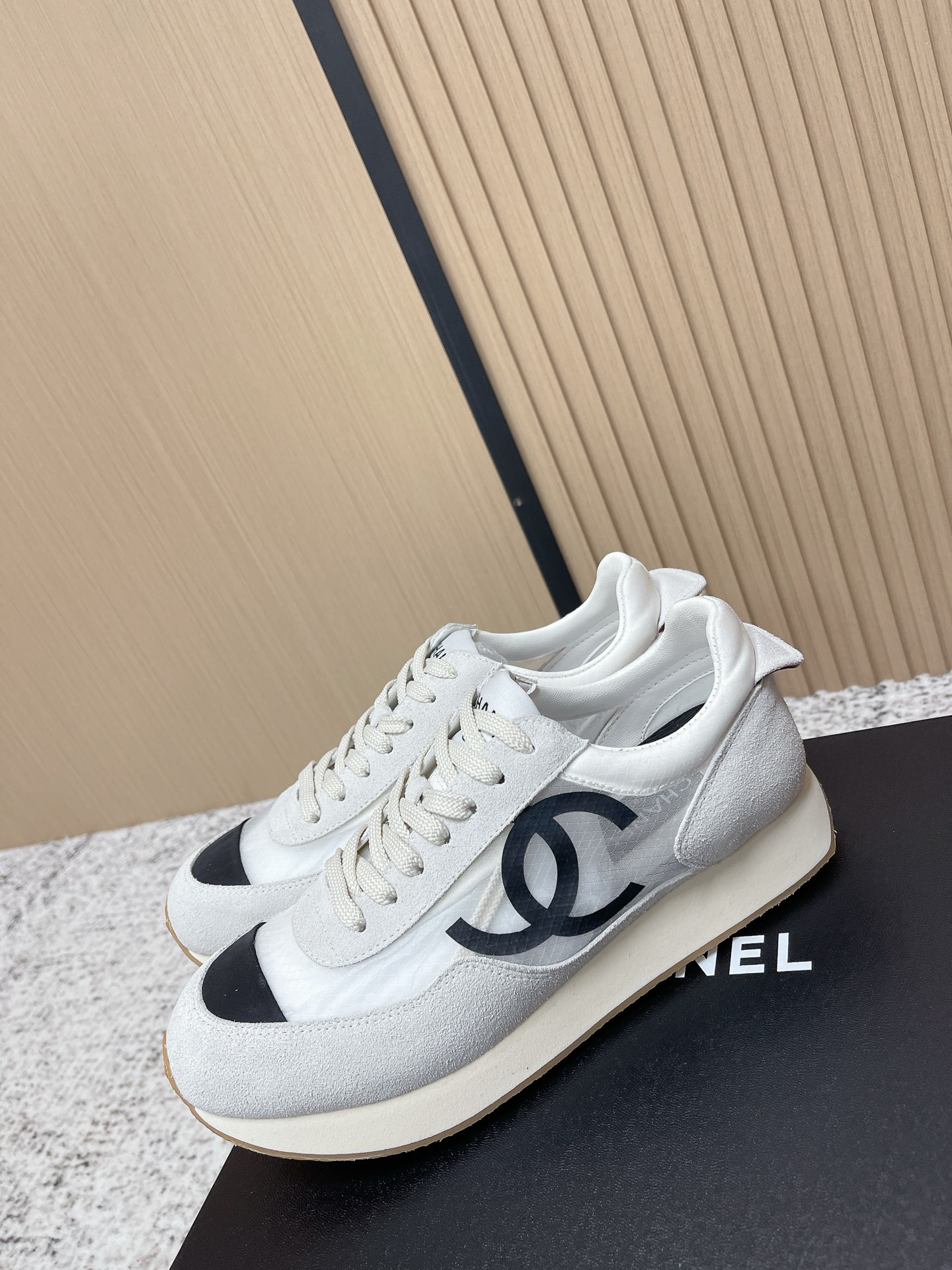 Chanel Chanel香奈儿26P Sneaker 系列早春新款 休闲德训鞋 运动鞋​​