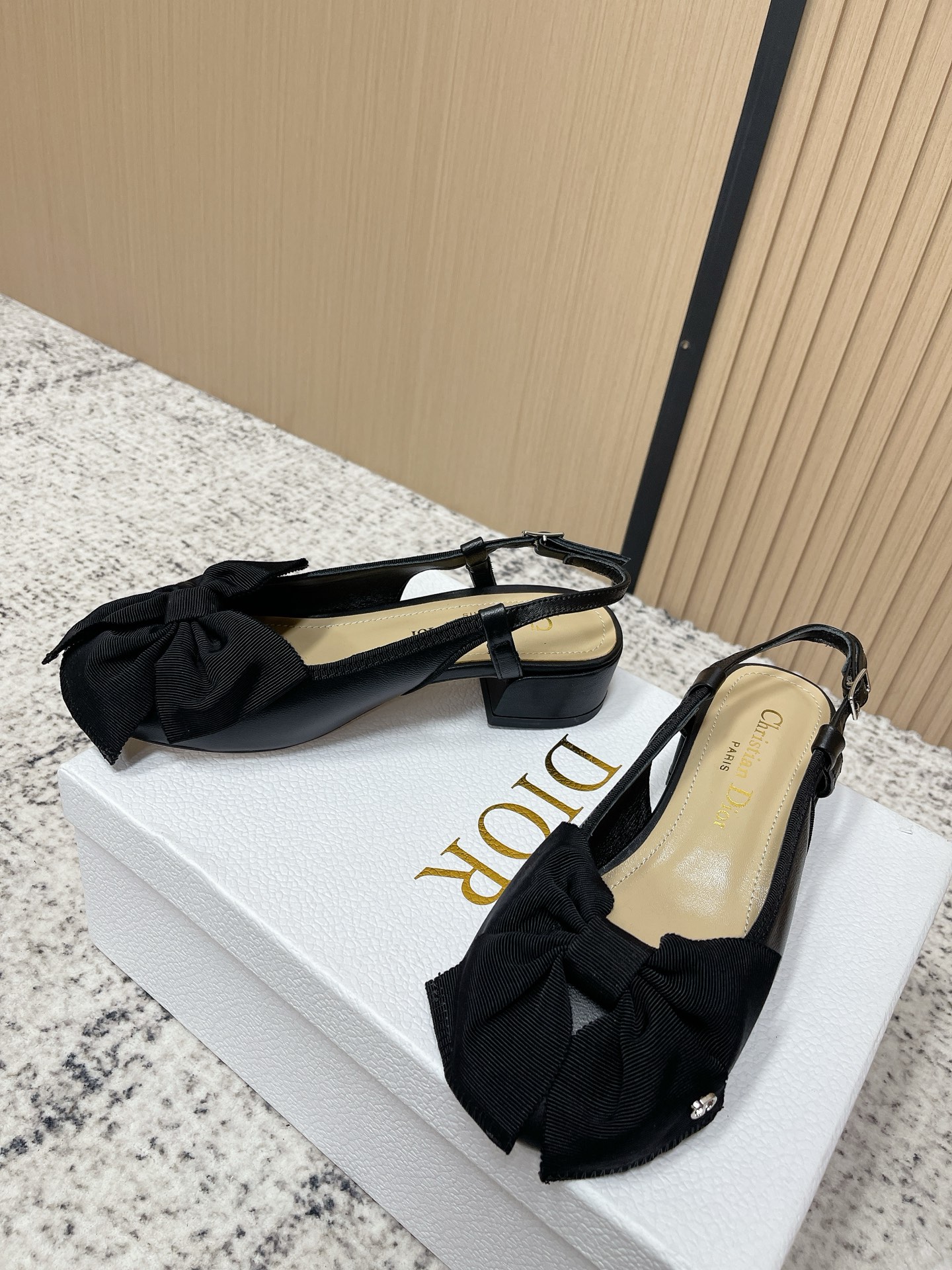 Dior Style Leather Women's Shoes style reference detail image 3 from source 775481