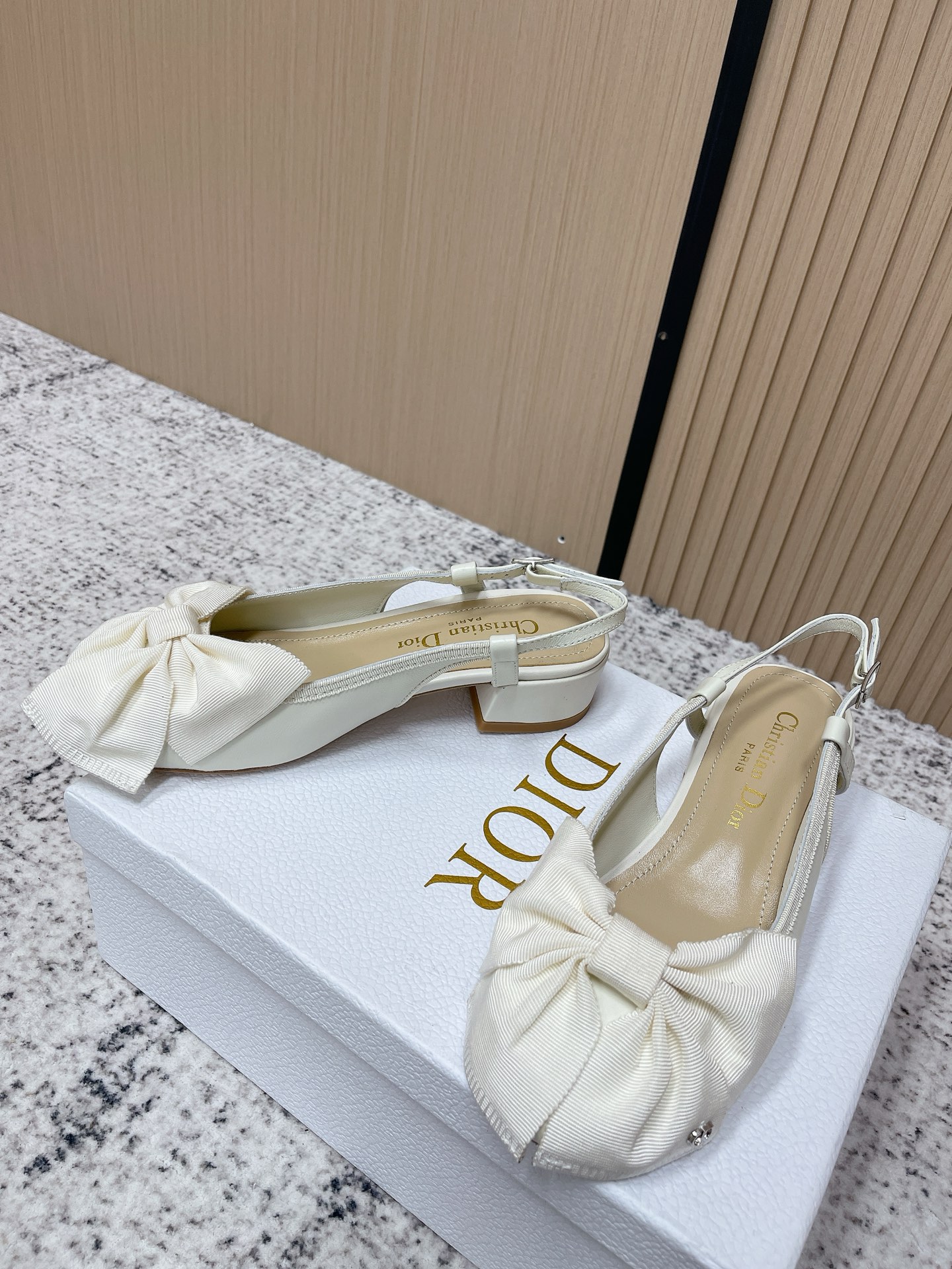 Dior Style Leather Women's Shoes style reference detail image 3 from source 775482