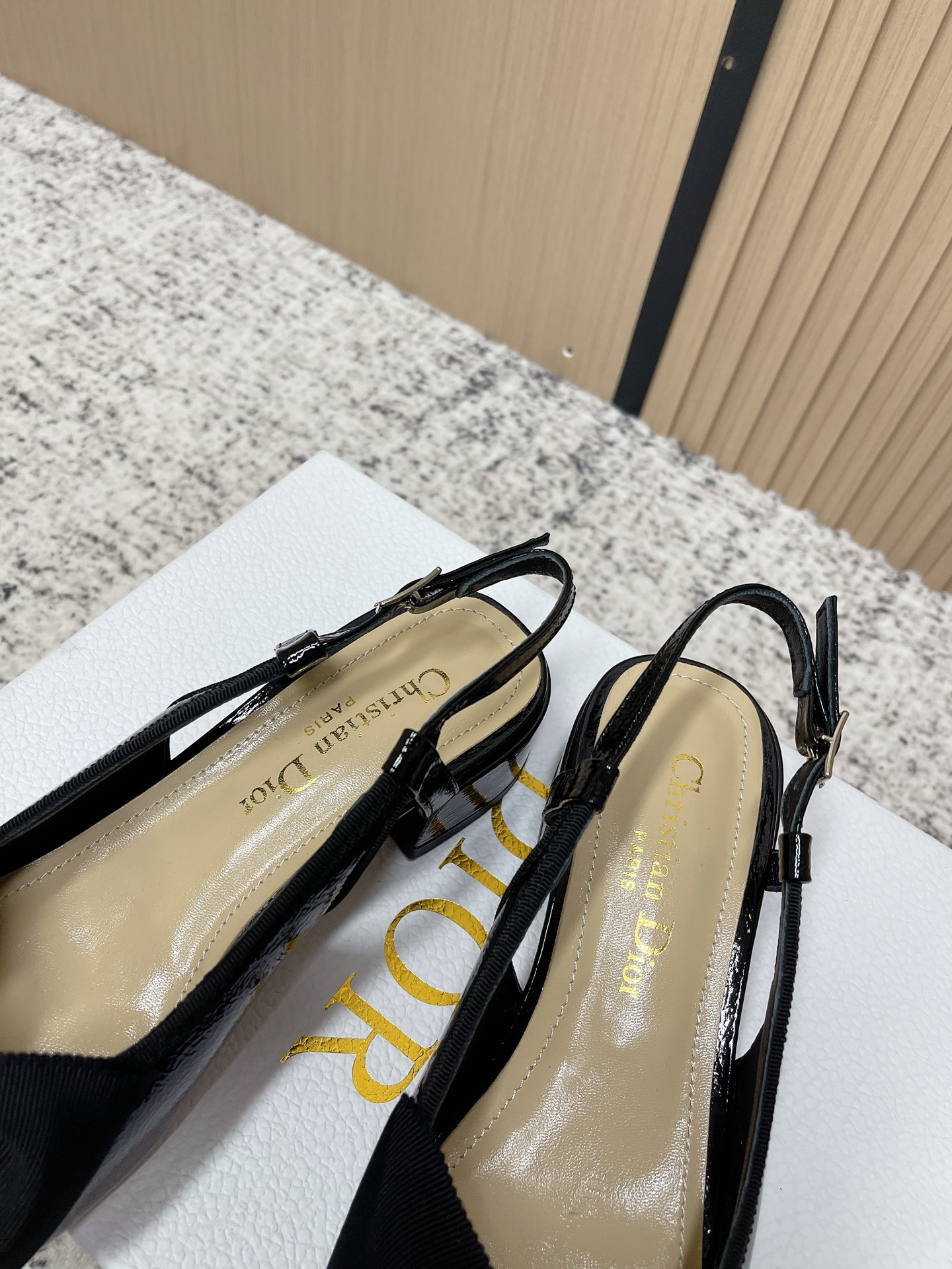Dior Style Leather Women's Shoes style reference detail image 6 from source 775483