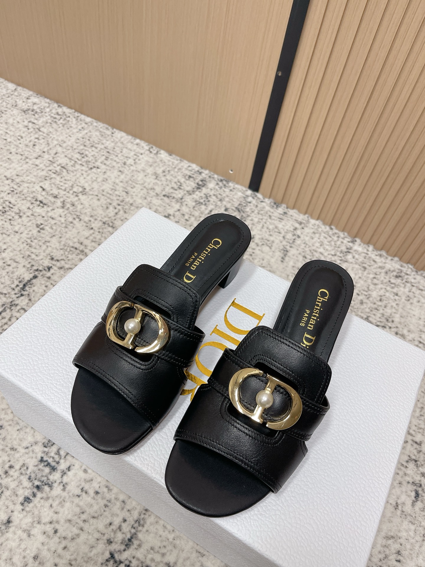Dior Dior迪奥 26s Oblique字母拖鞋系列 平底粗跟女鞋