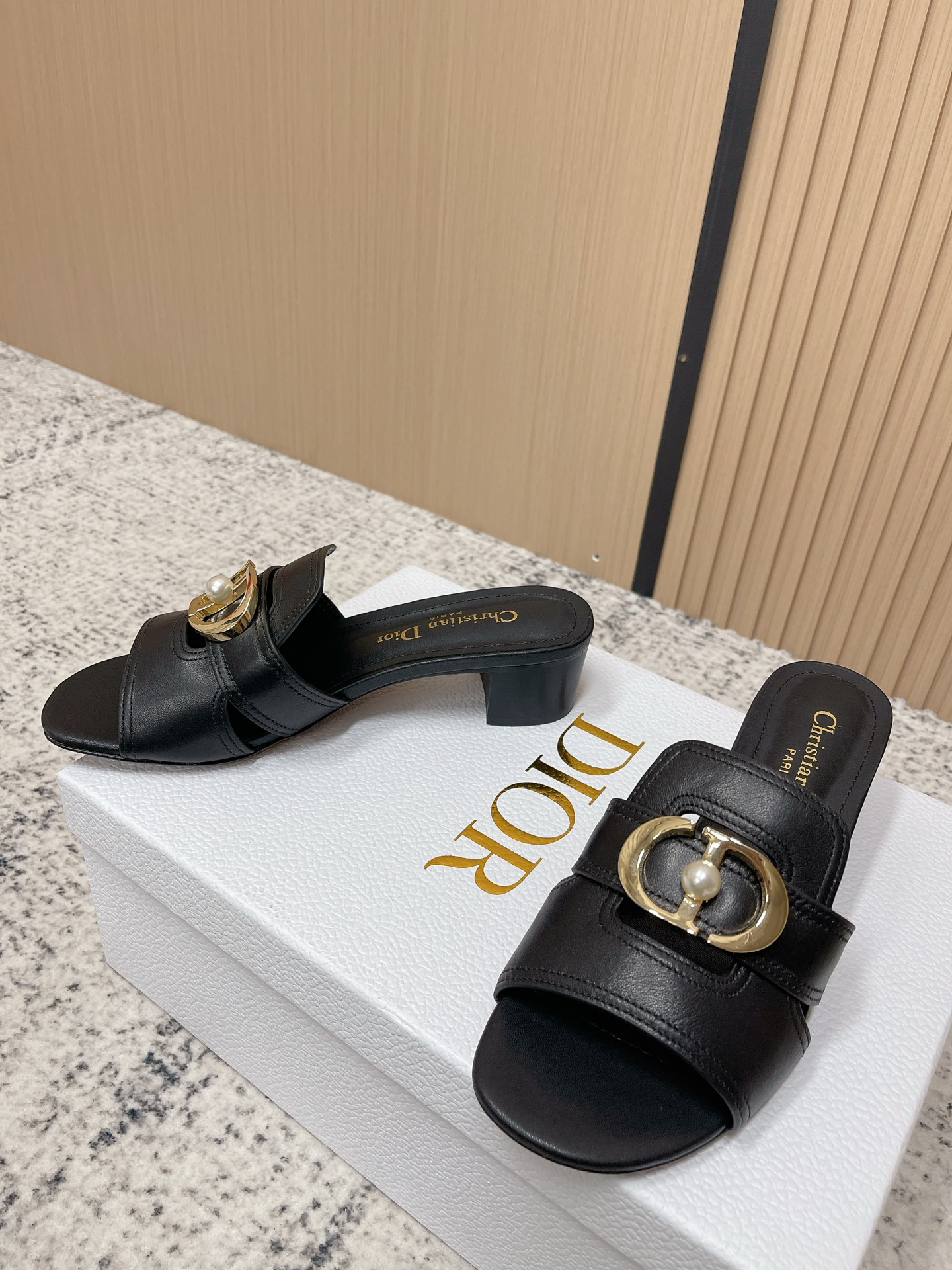 Dior Dior迪奥 26s Oblique字母拖鞋系列 平底粗跟女鞋