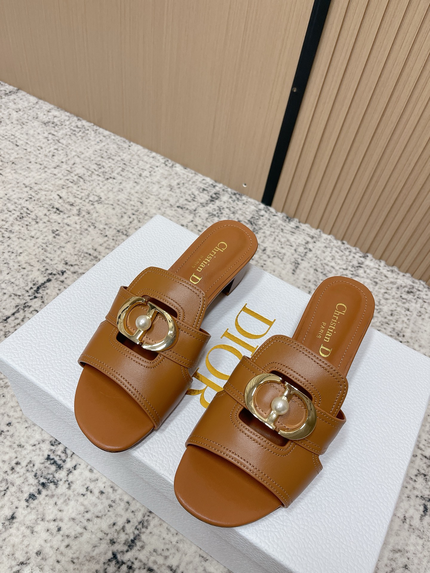 Dior Dior迪奥 26s Oblique字母拖鞋系列 平底粗跟女鞋