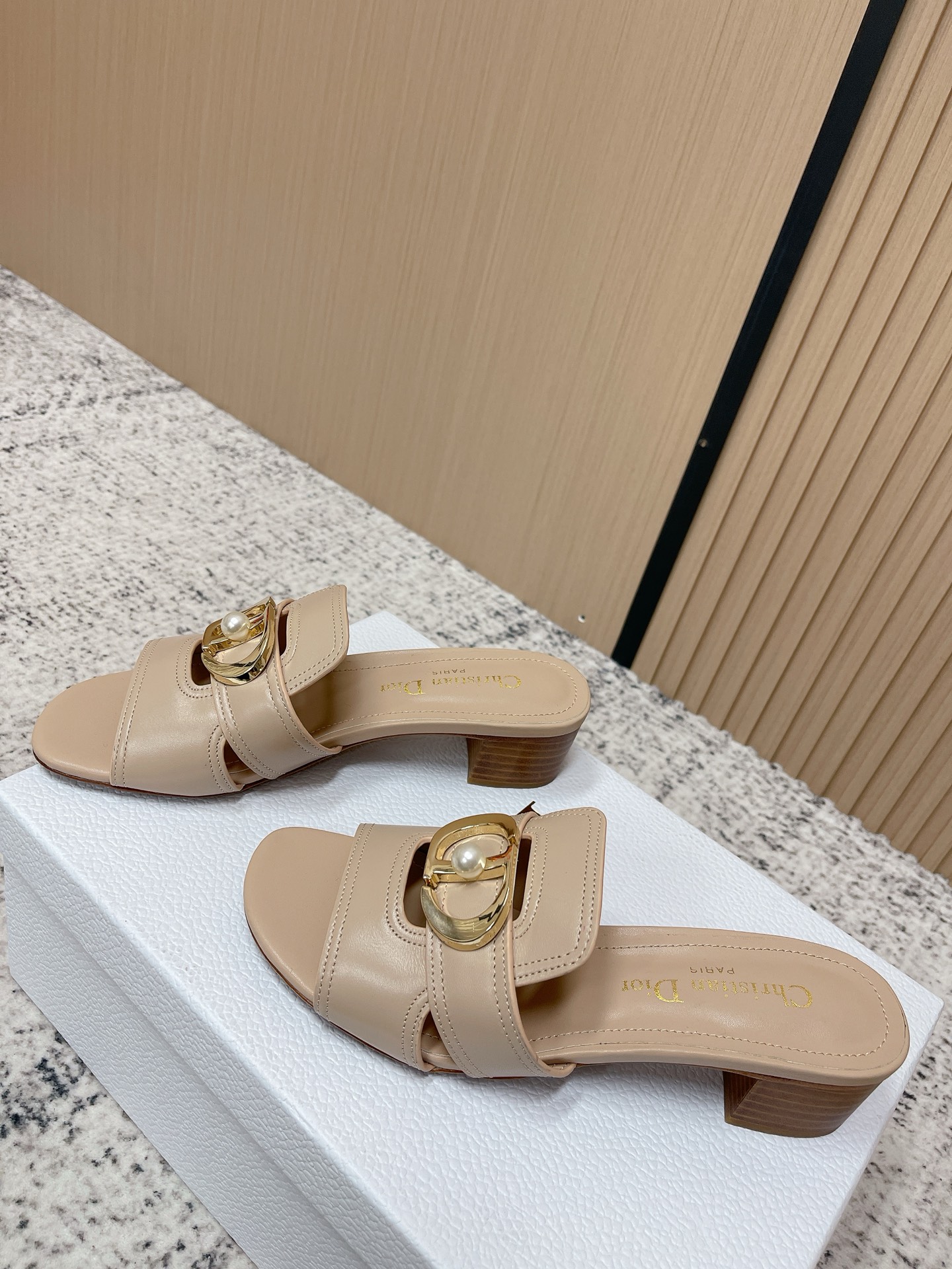 Dior Dior迪奥 26s Oblique字母拖鞋系列 平底粗跟女鞋