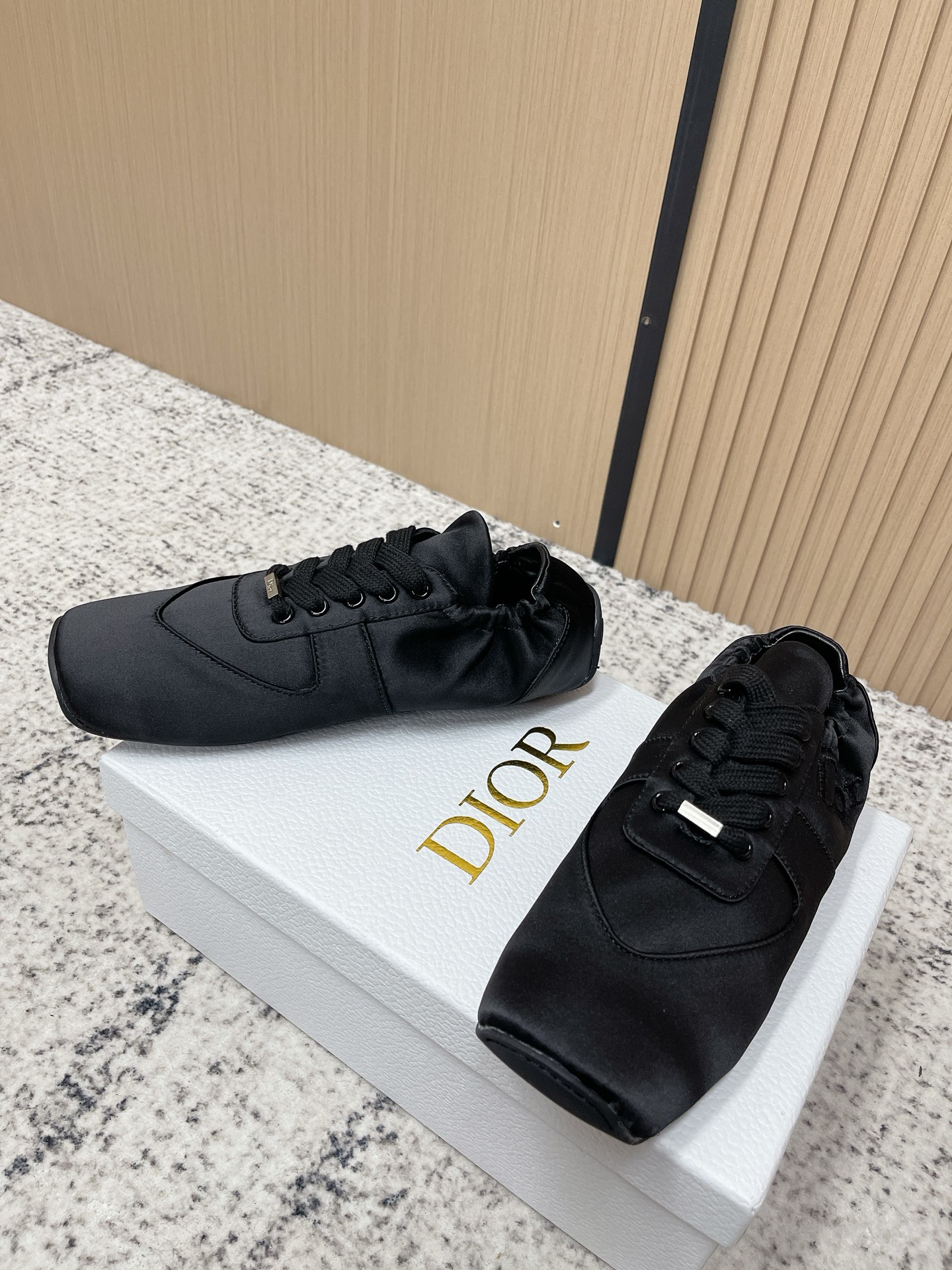 Dior Style Leather Women's Shoes style reference detail image 3 from source 775456