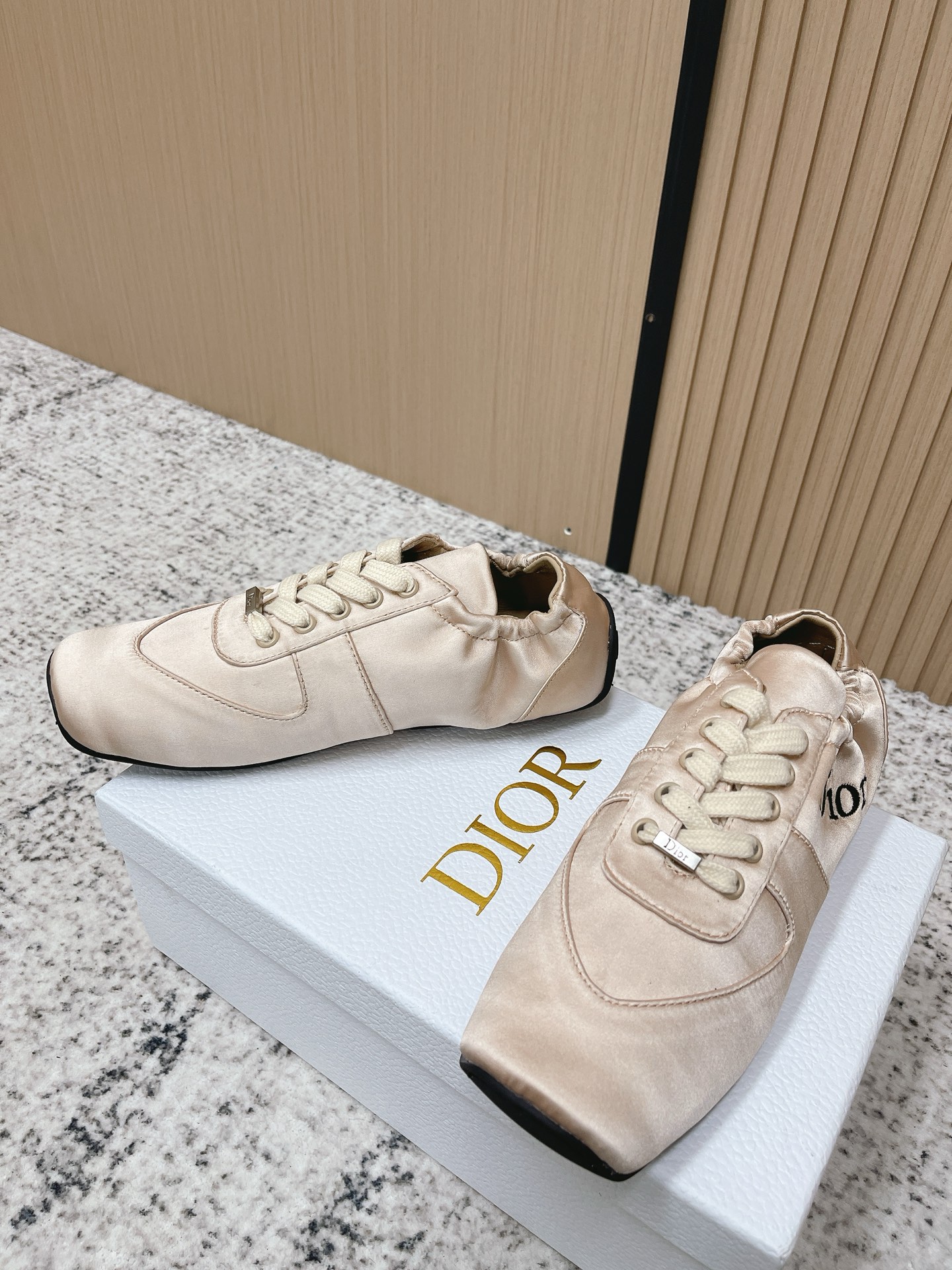 Dior Style Leather Women's Shoes style reference detail image 3 from source 775457