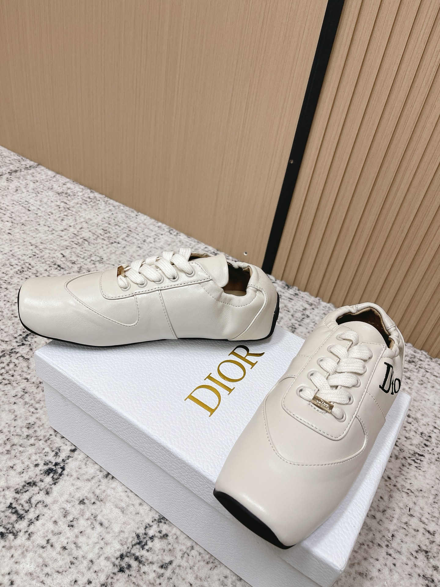 Dior Style Leather Women's Shoes style reference detail image 3 from source 775458