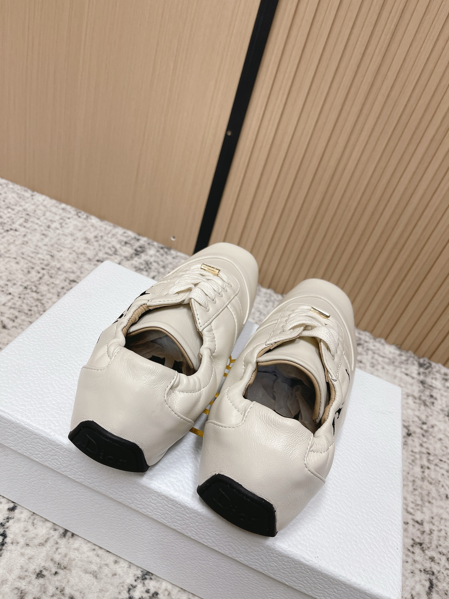 Dior Style Leather Women's Shoes style reference detail image 4 from source 775458