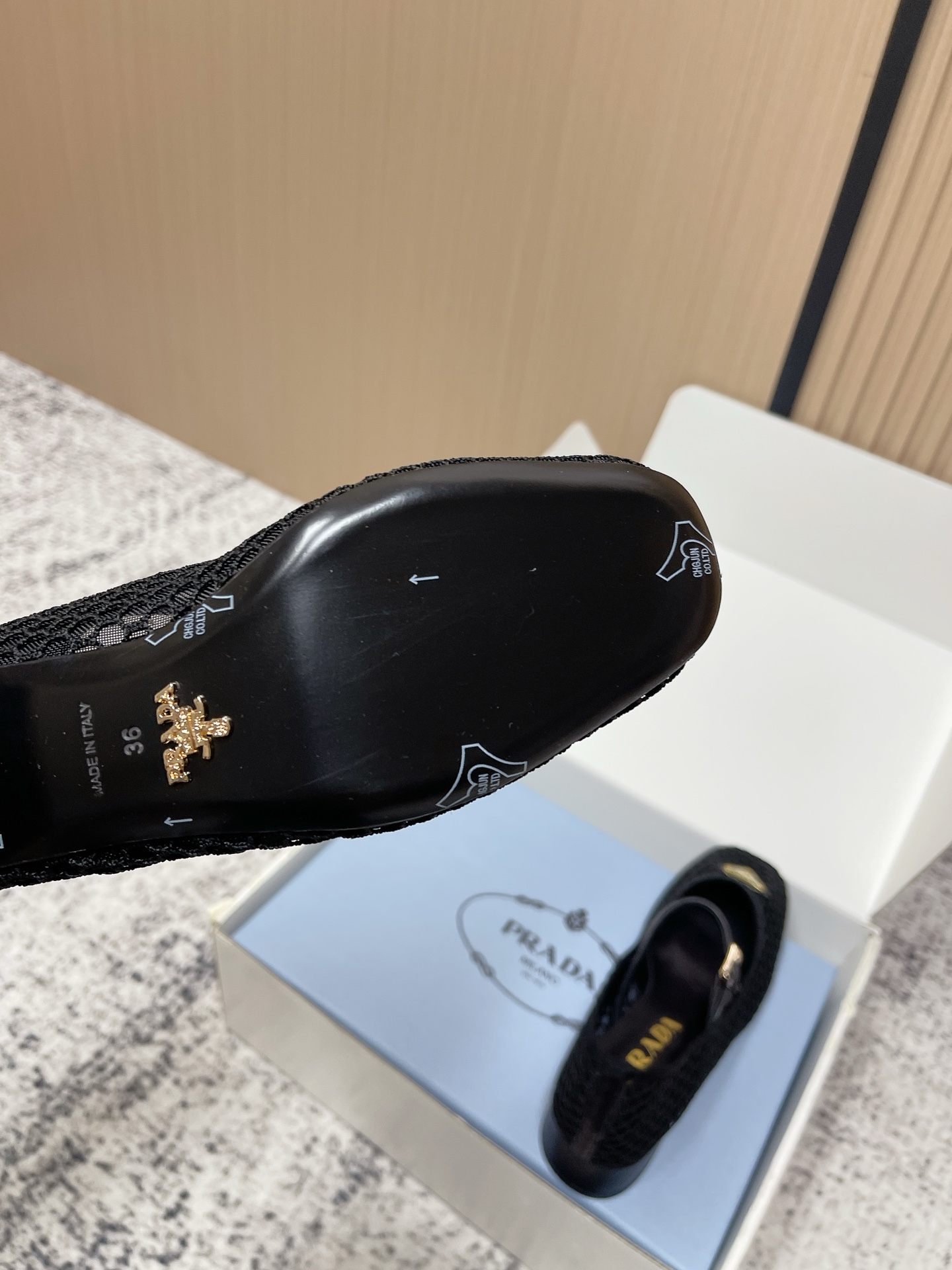 Prada Style Leather Women's Shoes style reference detail image 8 from source 774949