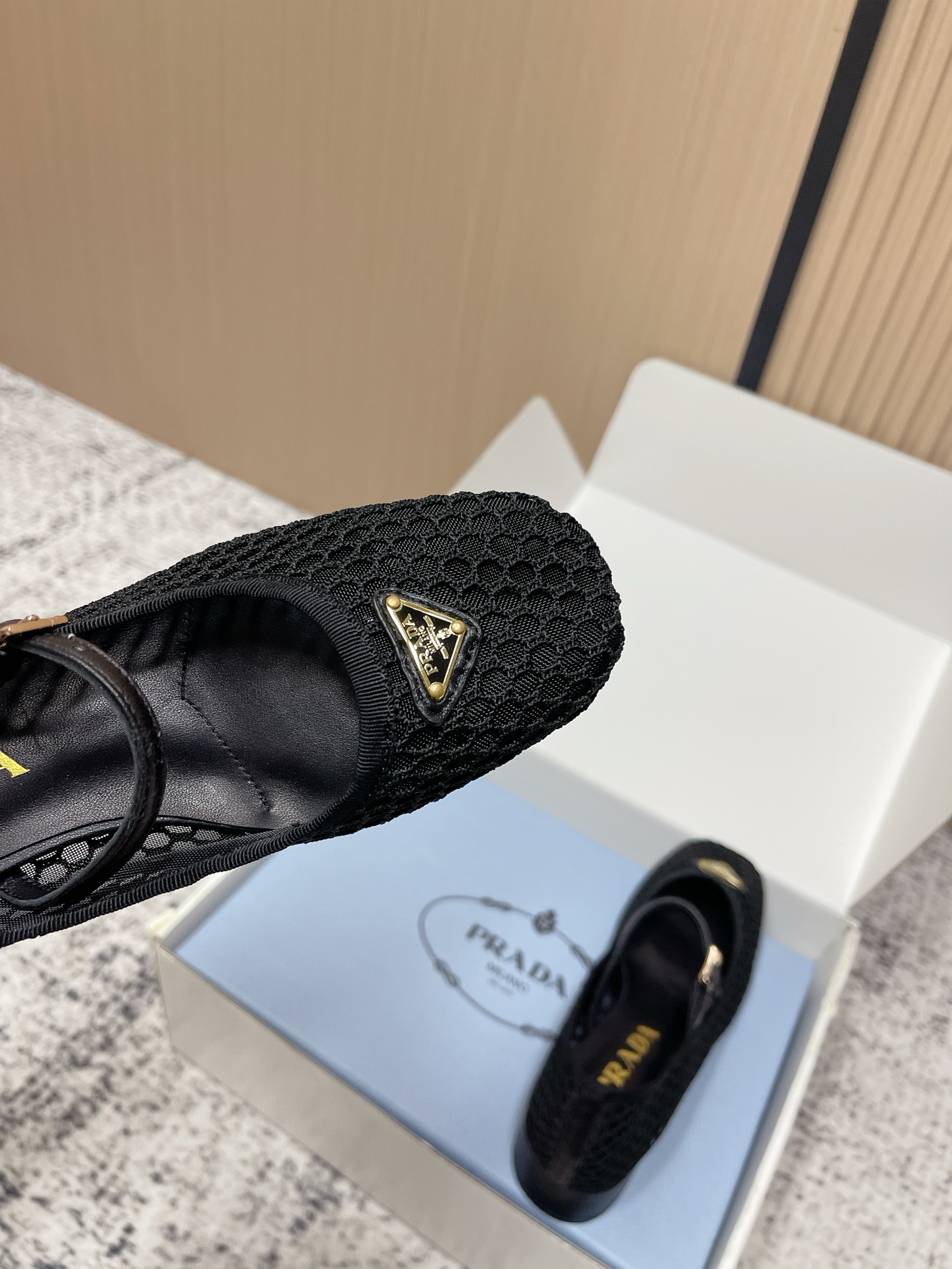 Prada Style Leather Women's Shoes style reference detail image 7 from source 774949