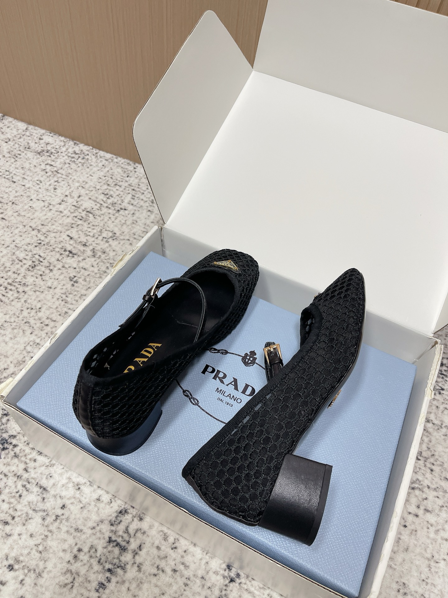 Prada Style Leather Women's Shoes style reference detail image 4 from source 774949