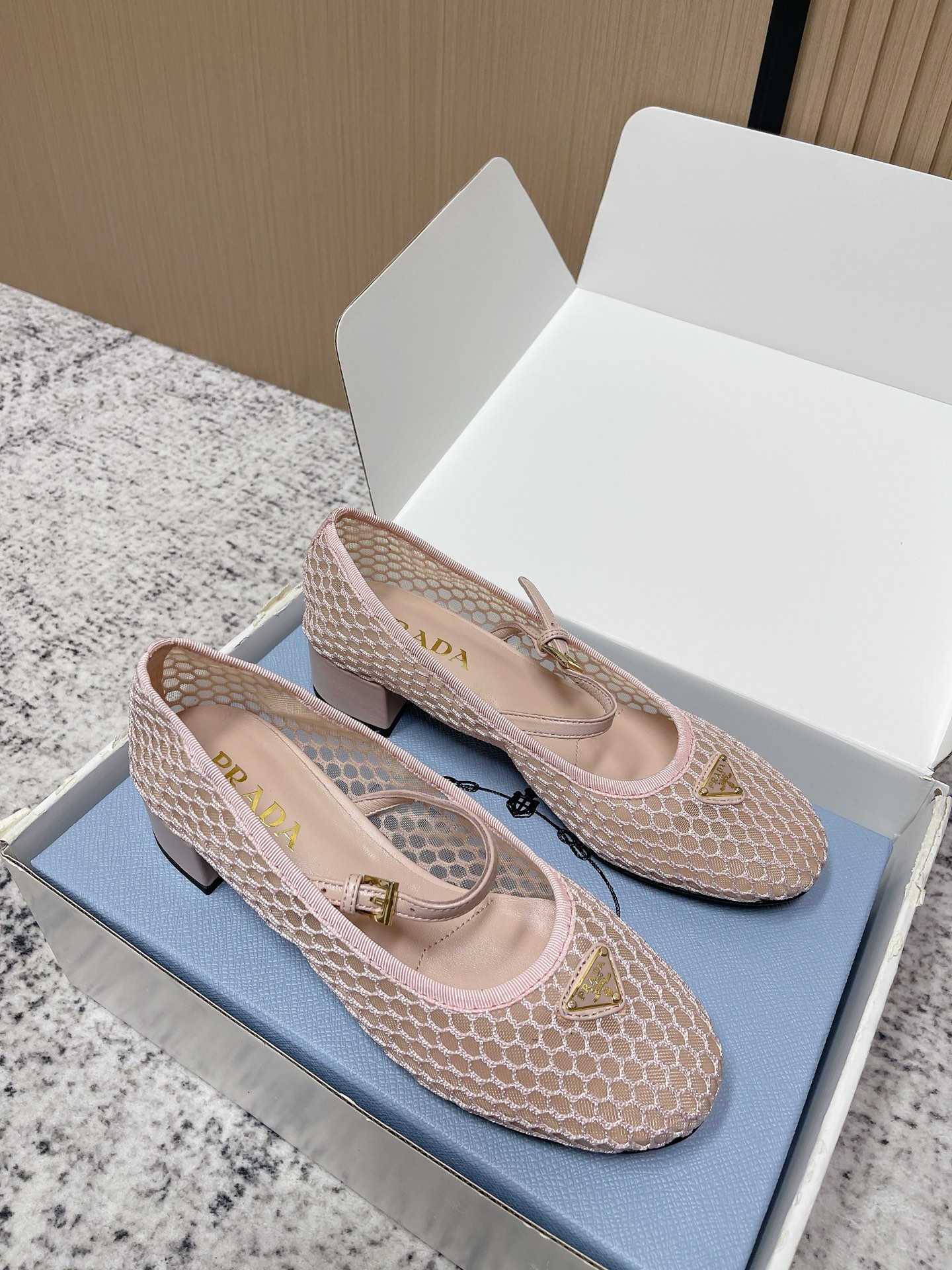 Prada Style Leather Women's Shoes style reference detail image 6 from source 774951