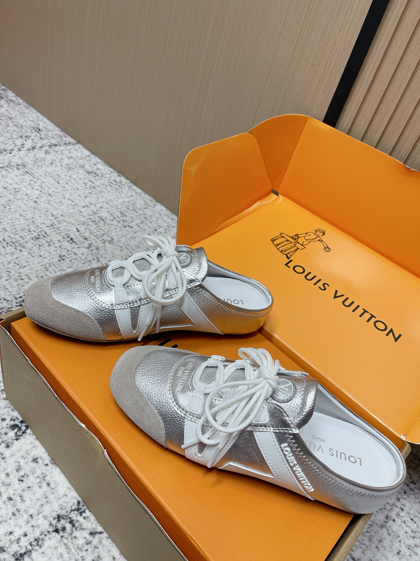 Louis Vuitton LV最新Sneakerina系列 玛丽珍 芭蕾运动鞋 半拖鞋 德训鞋 休闲 平底鞋