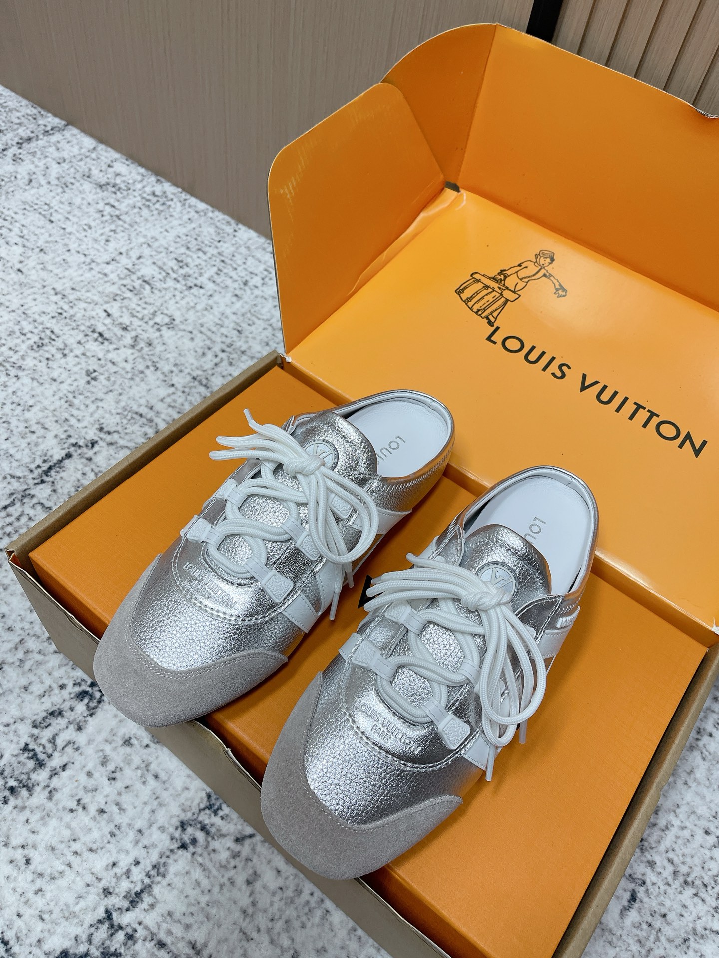 Louis Vuitton LV最新Sneakerina系列 玛丽珍 芭蕾运动鞋 半拖鞋 德训鞋 休闲 平底鞋