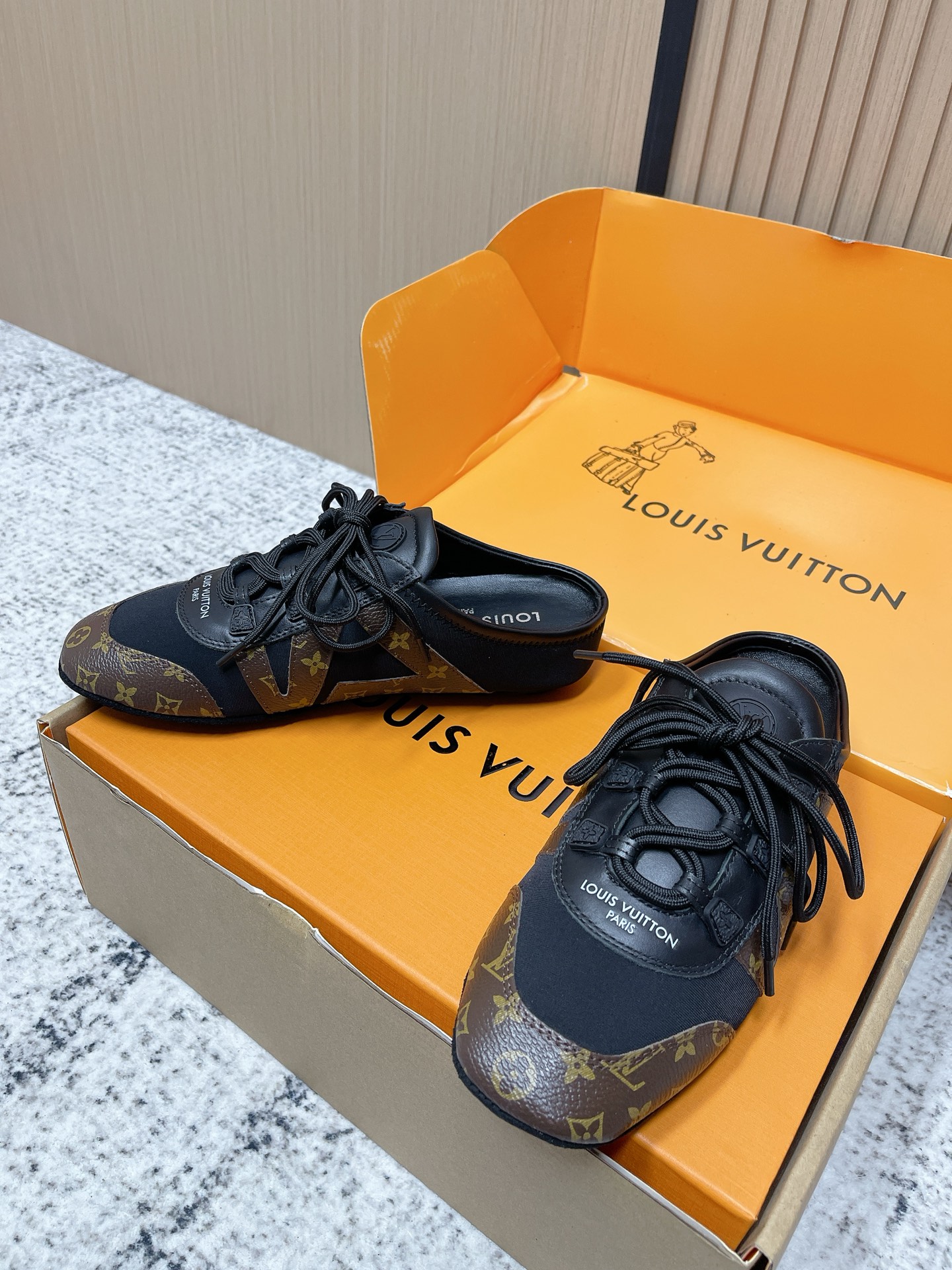 Louis Vuitton LV最新Sneakerina系列 玛丽珍 芭蕾运动鞋 半拖鞋 德训鞋 休闲 平底鞋