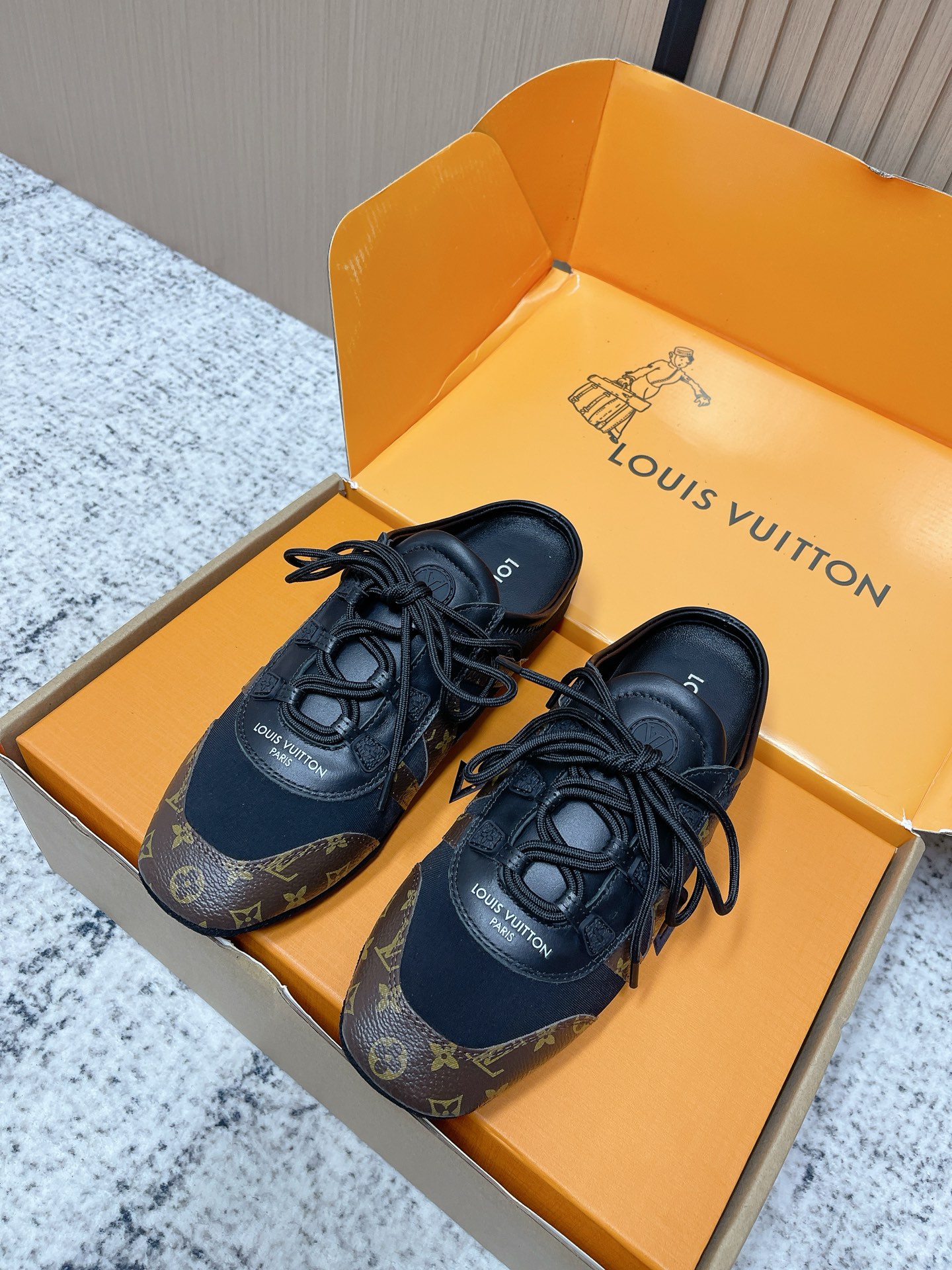 Louis Vuitton LV最新Sneakerina系列 玛丽珍 芭蕾运动鞋 半拖鞋 德训鞋 休闲 平底鞋