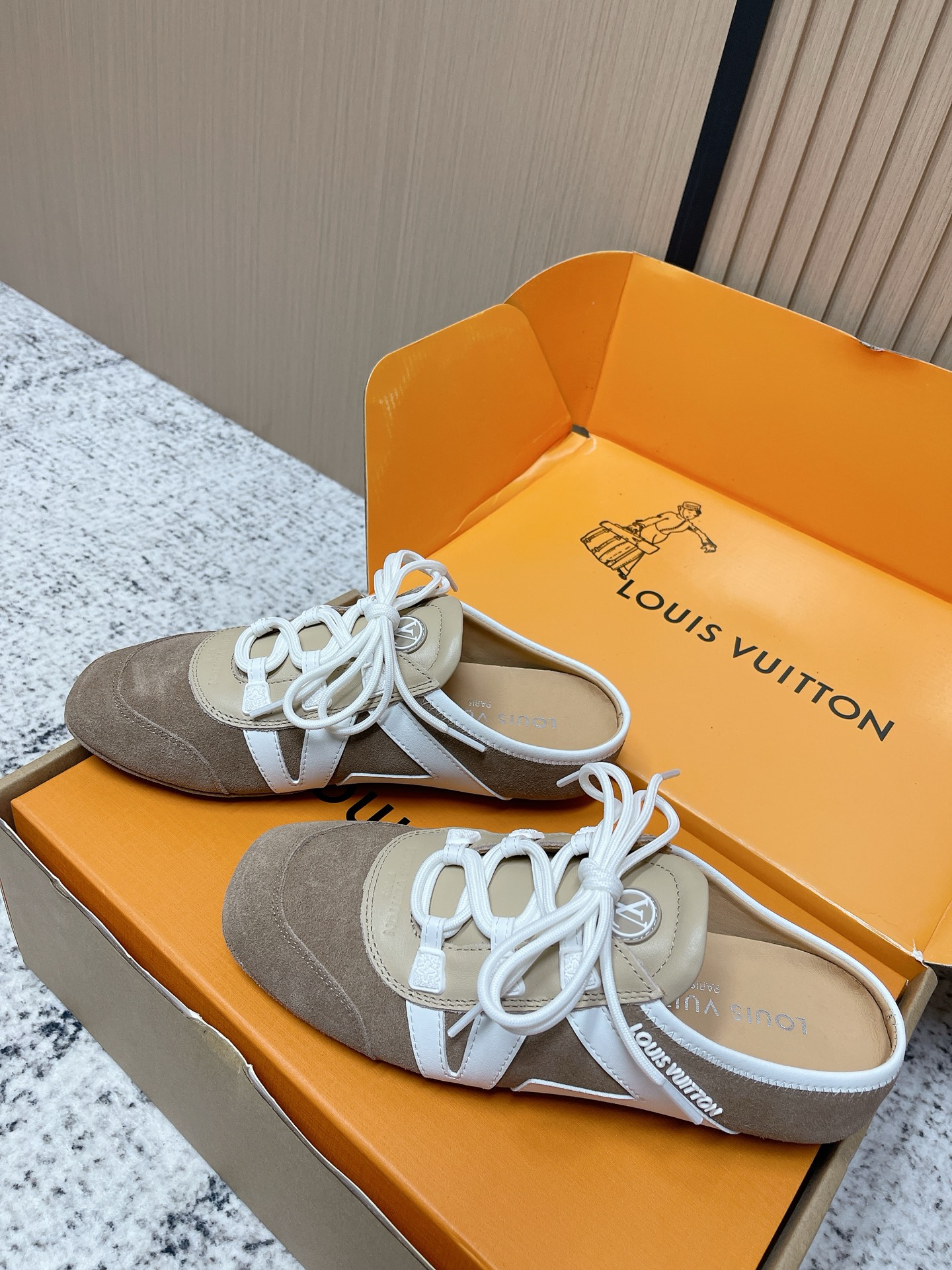 Louis Vuitton LV最新Sneakerina系列 玛丽珍 芭蕾运动鞋 半拖鞋 德训鞋 休闲 平底鞋