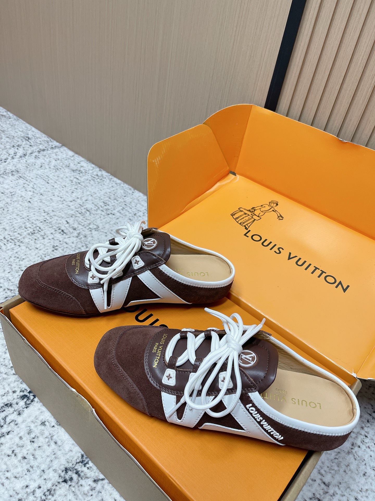 Louis Vuitton LV最新Sneakerina系列 玛丽珍 芭蕾运动鞋 半拖鞋 德训鞋 休闲 平底鞋