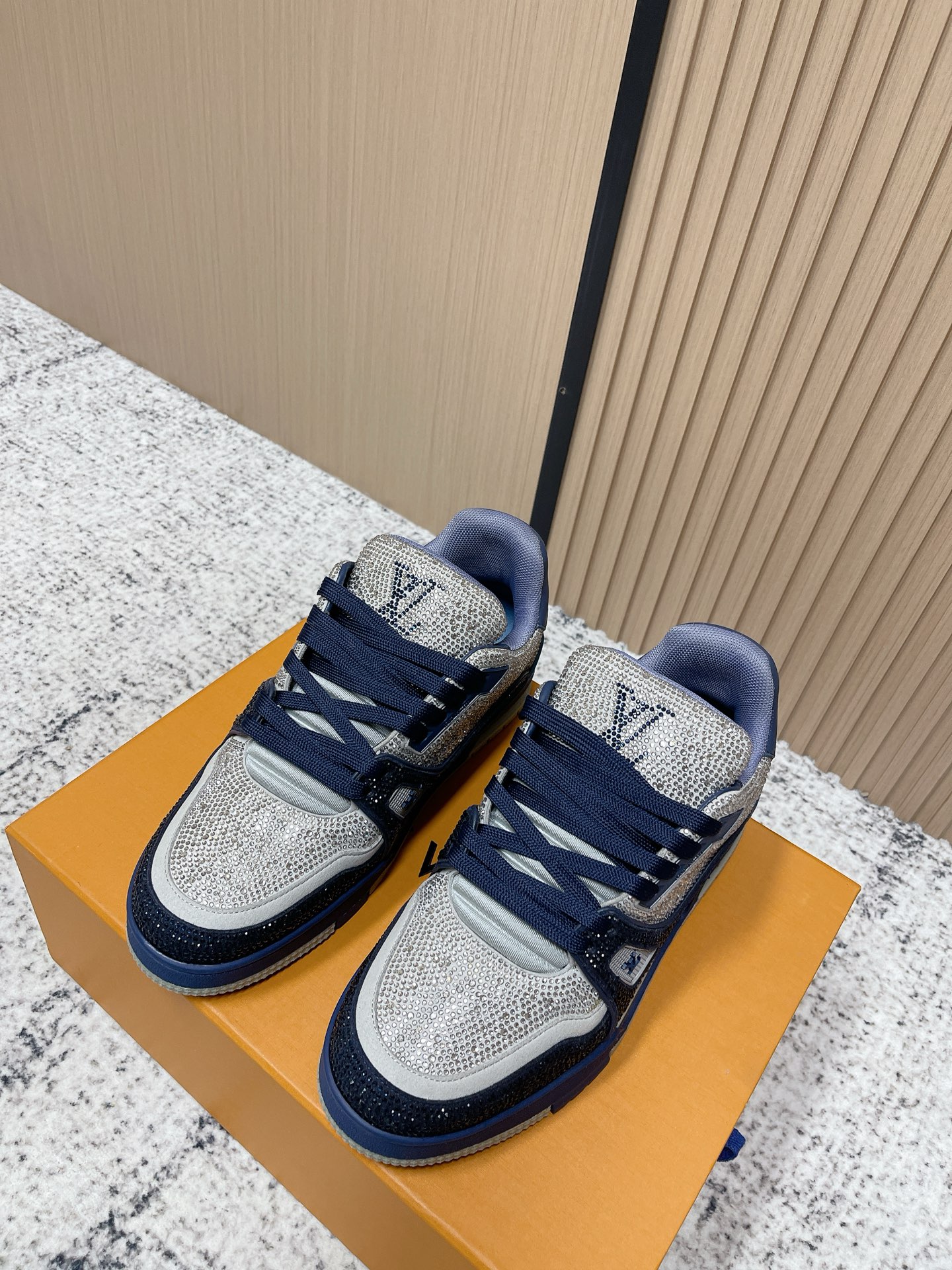 Louis Vuitton LV TRAINER 最新 运动鞋