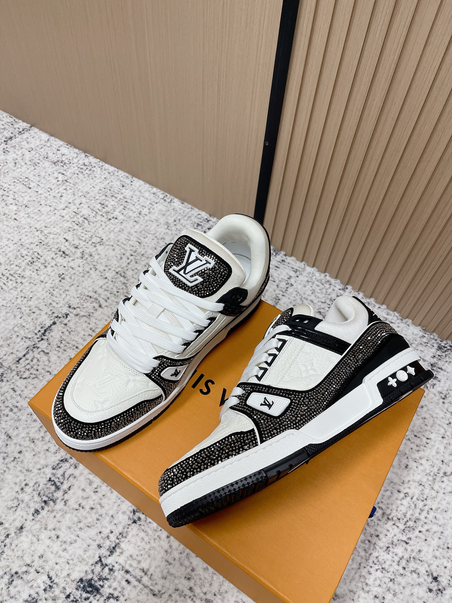 Louis Vuitton LV TRAINER 最新 运动鞋